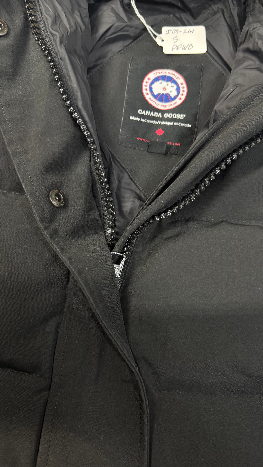 Canada Goose Women’s Black Portland Parka