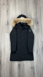 Canada Goose Women’s Black badge Black Shelburne parka