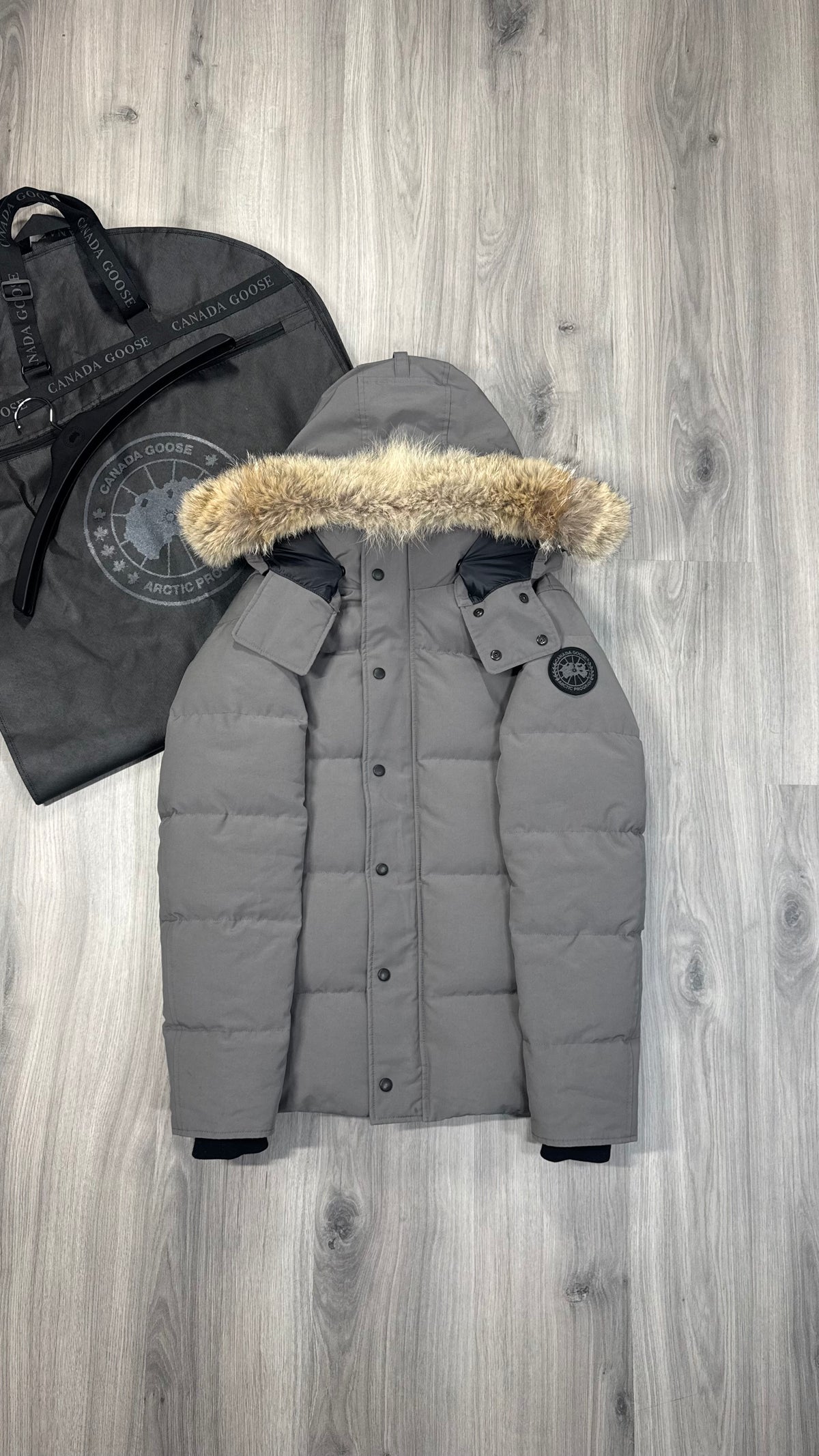 Canada Goose Coastal Grey Black Badge Wyndham Parka