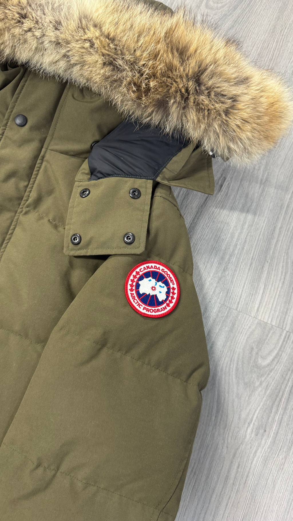 Canada Goose Khaki Military Green Wyndham Parka