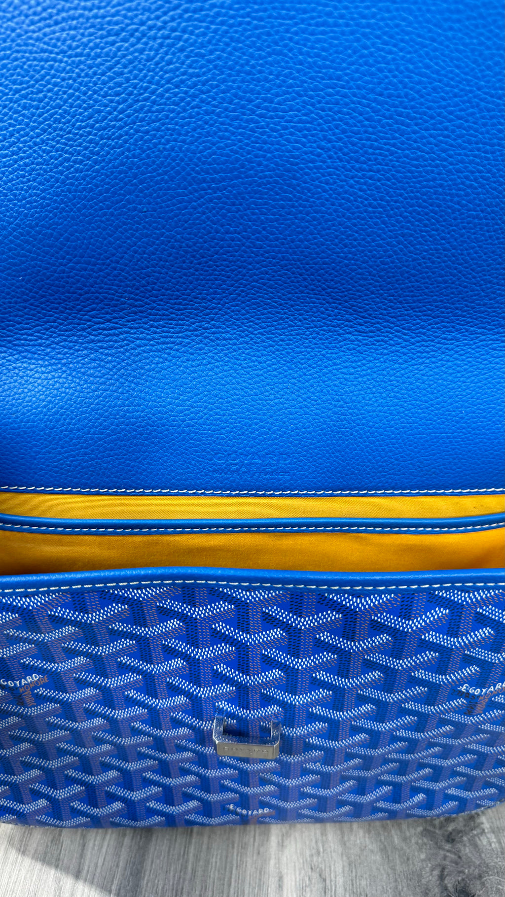 Goyard Goyardine Belvédère II Sky Blue MM messenger bag