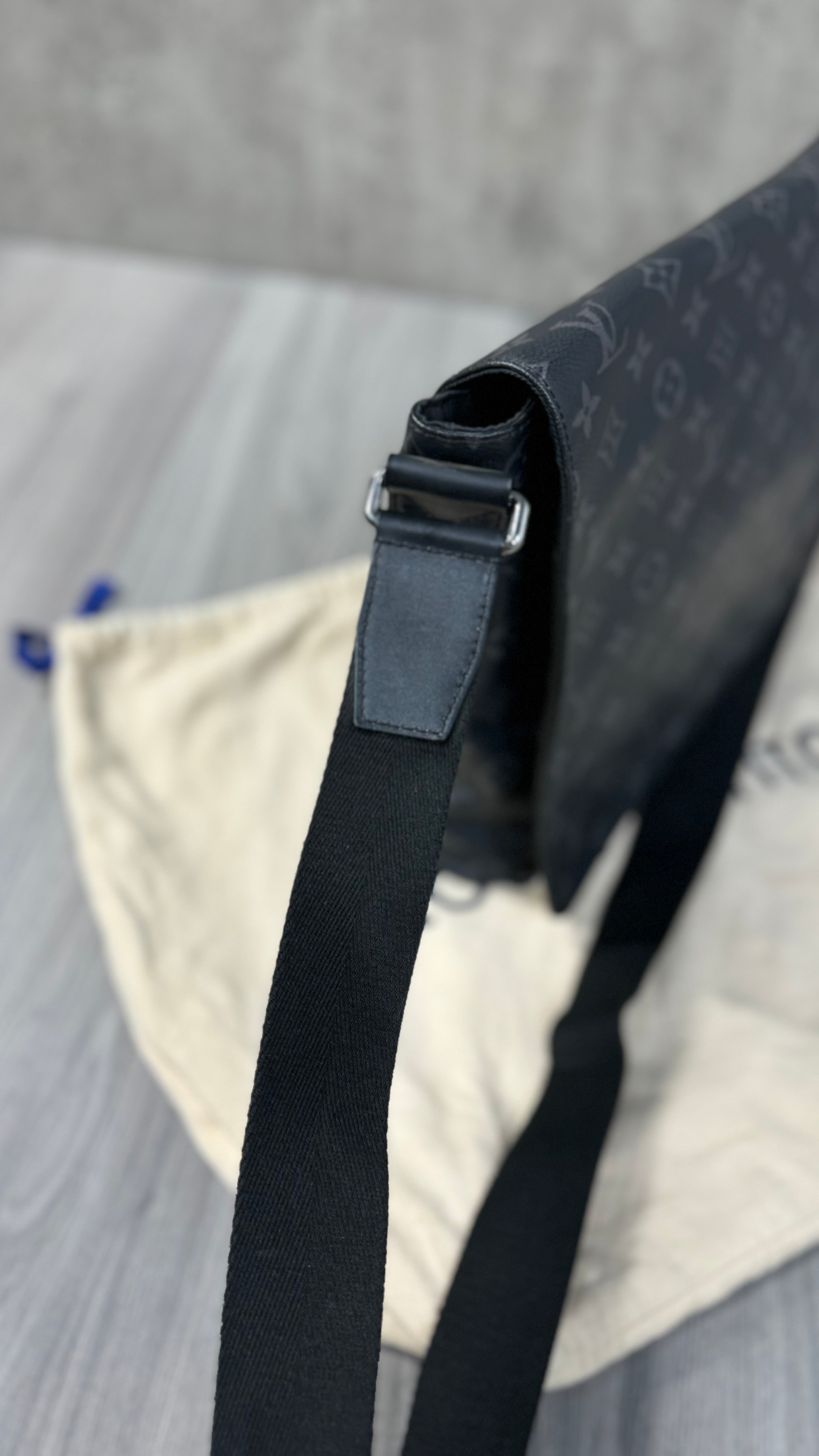 Louis Vuitton Black District Bag MM