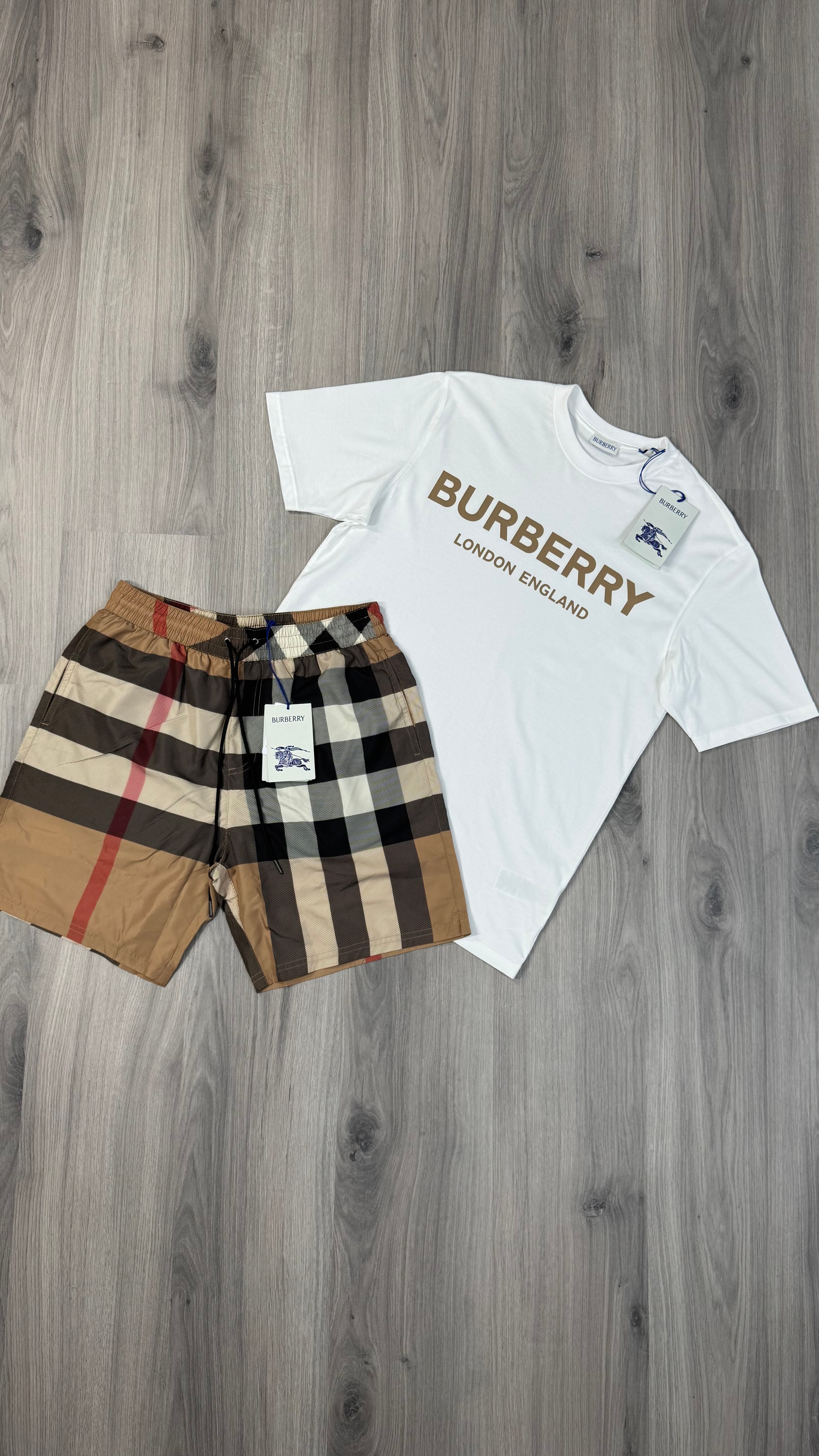 Burberry Shorts Set