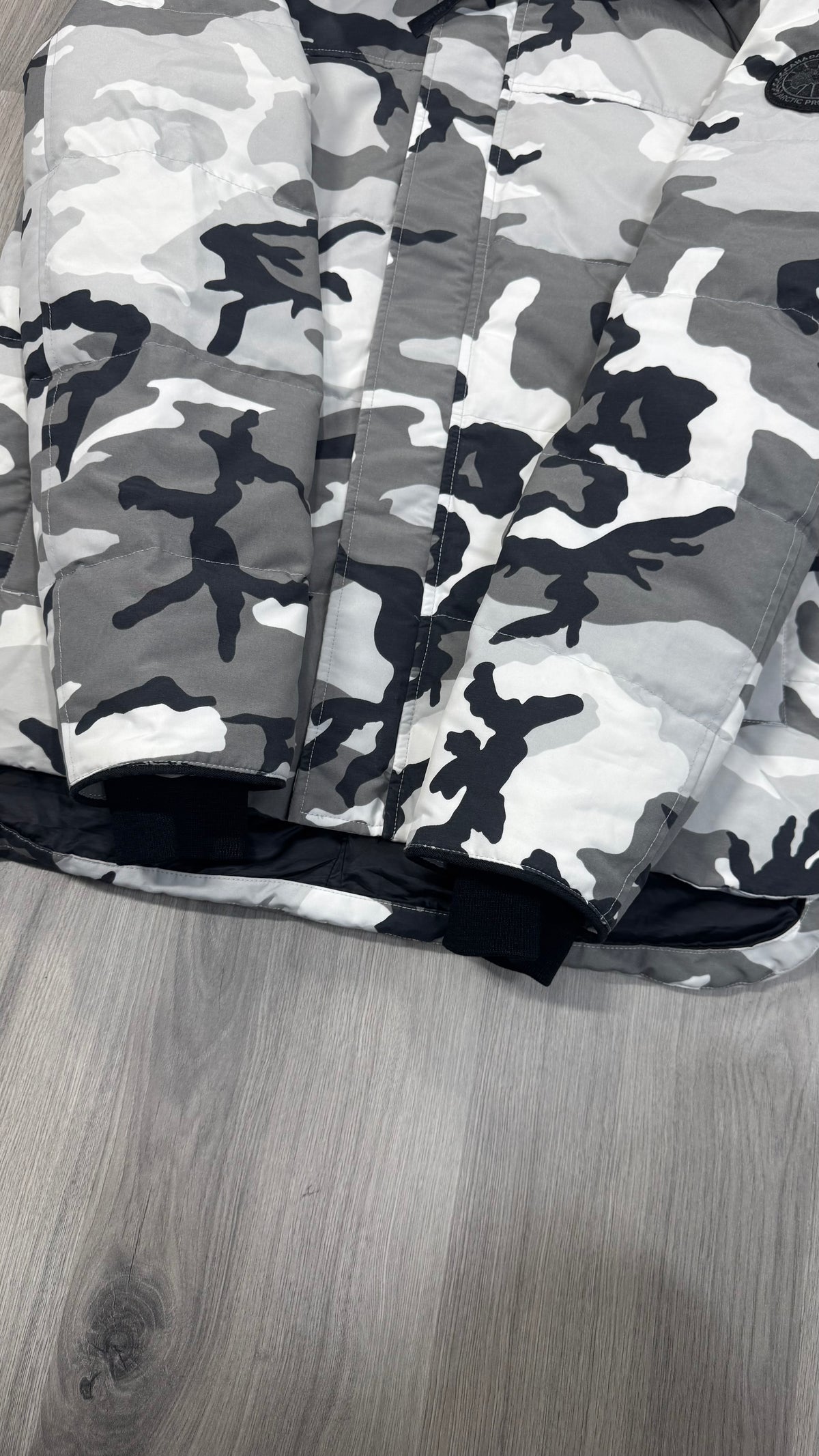Canada Goose Black Badge Snow Camo MacMillan