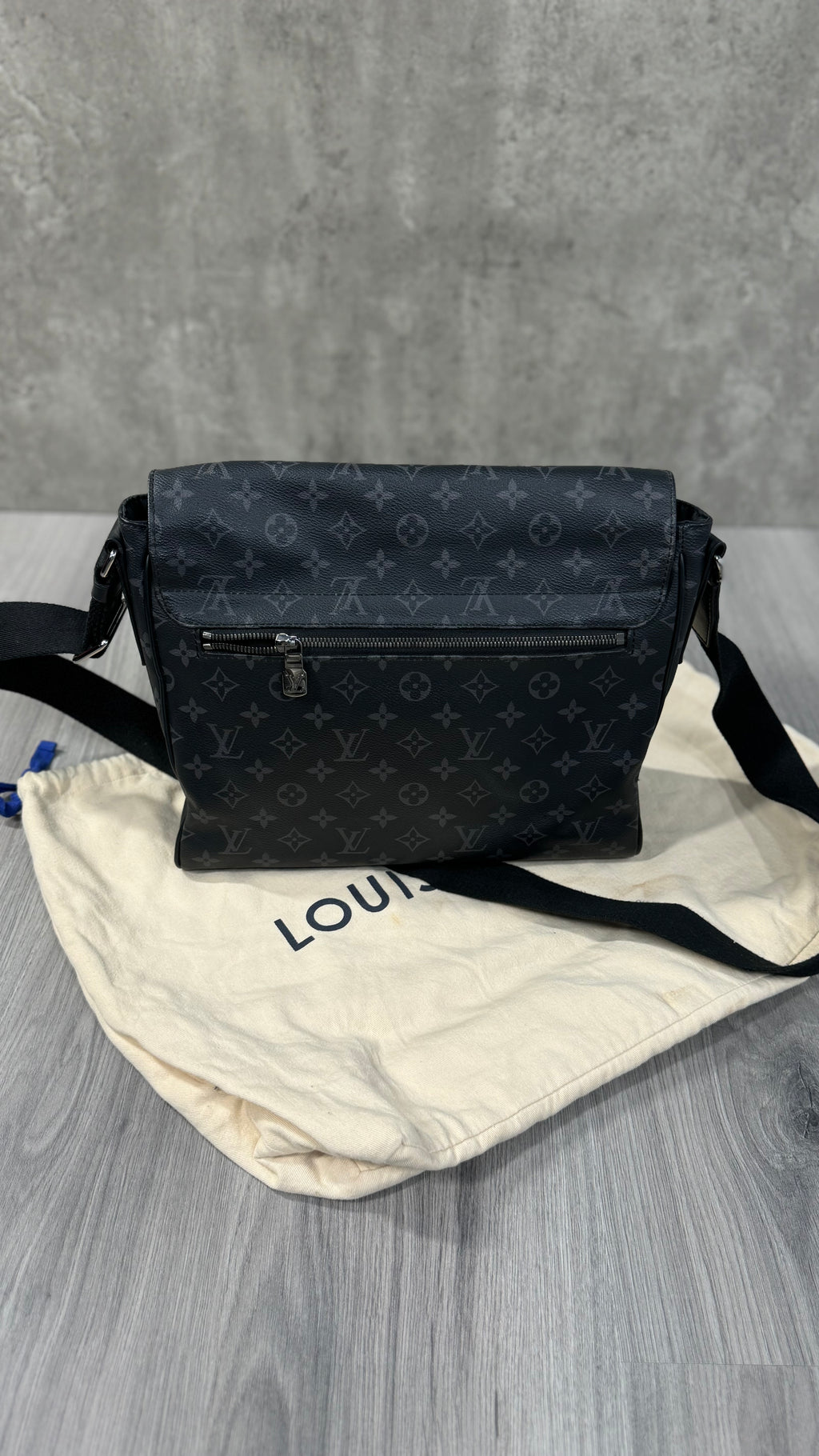 Louis Vuitton Black District Bag MM