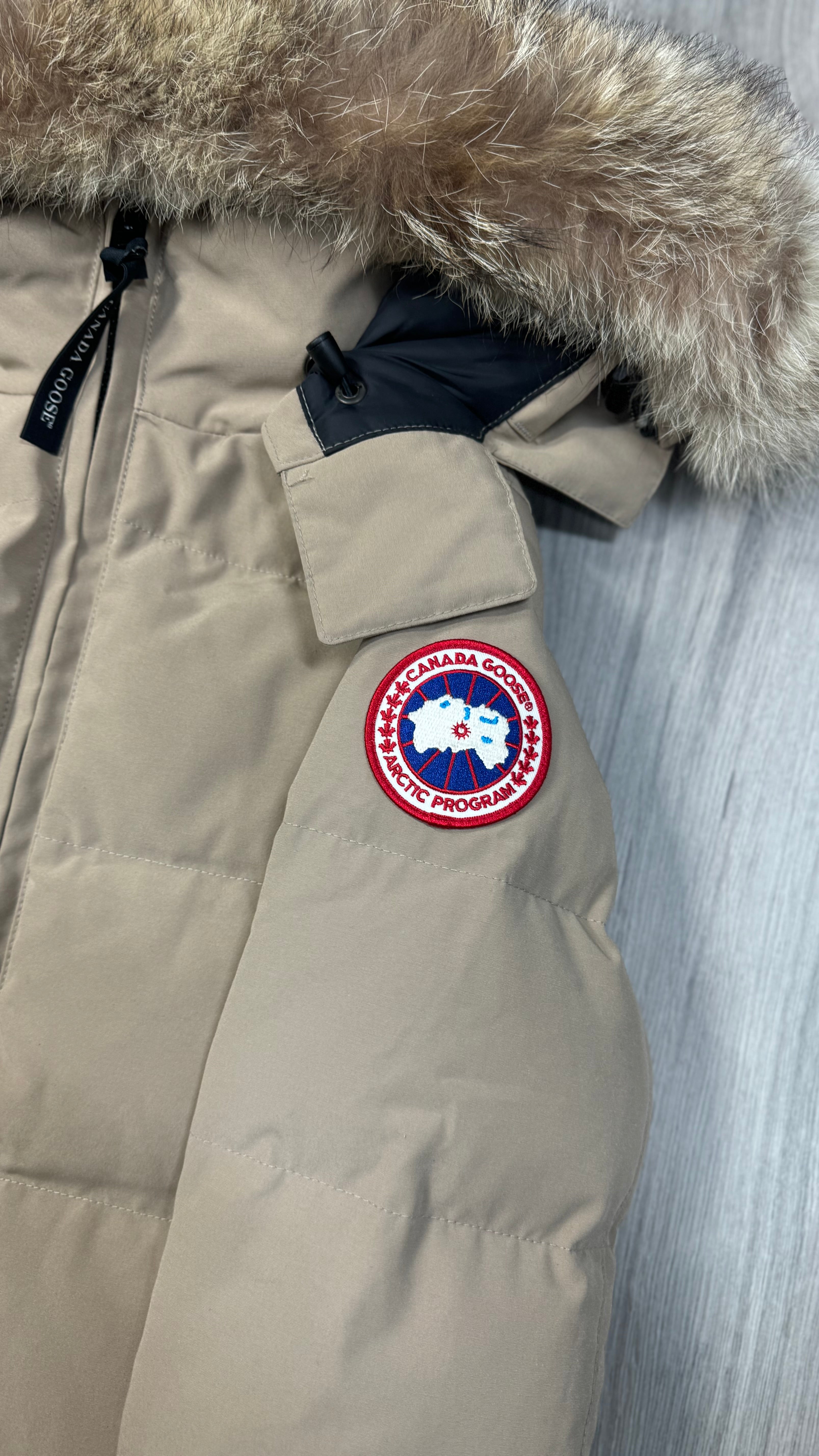 Canada Goose Women’s Tan Chelsea Parka
