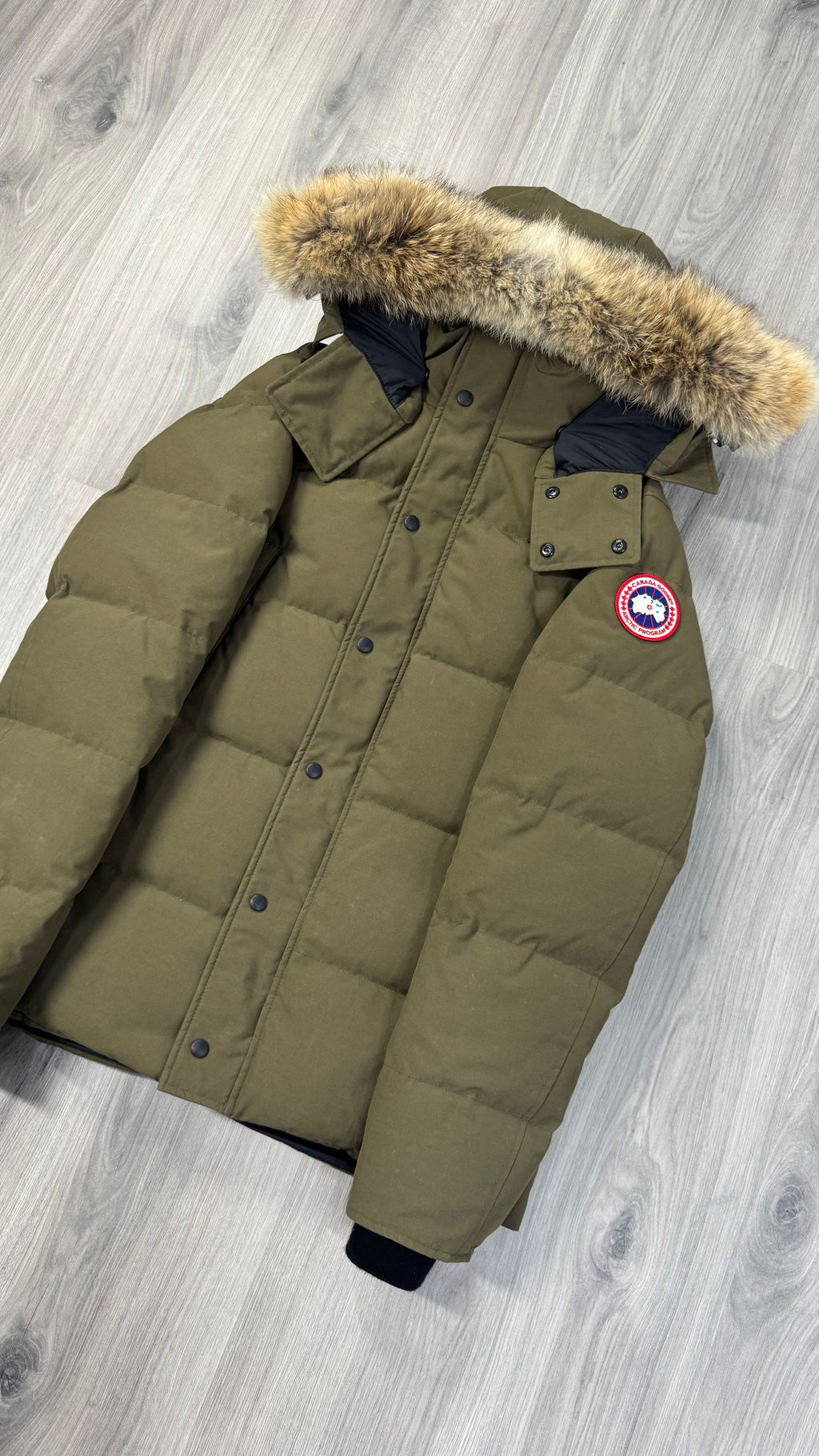 Canada Goose Khaki Military Green Wyndham Parka