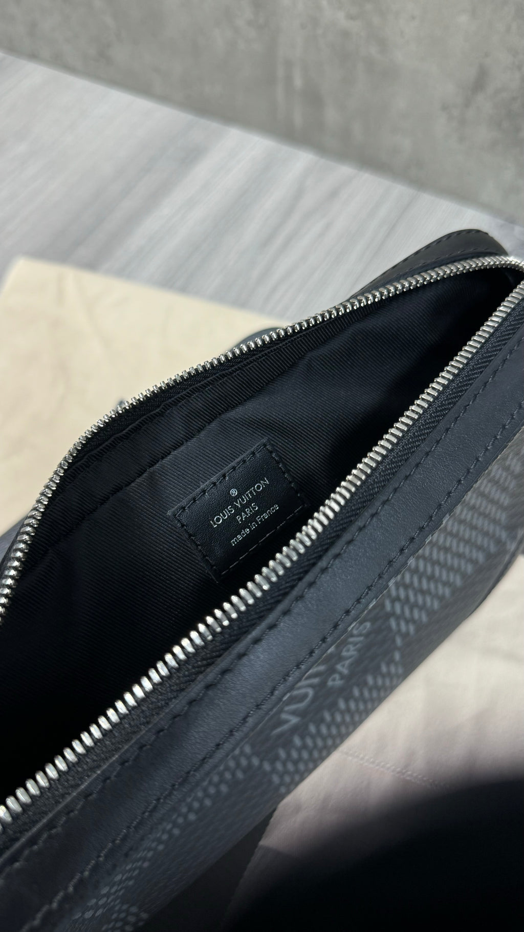 Louis Vuitton Trio Messenger Bag Damier Graphite
