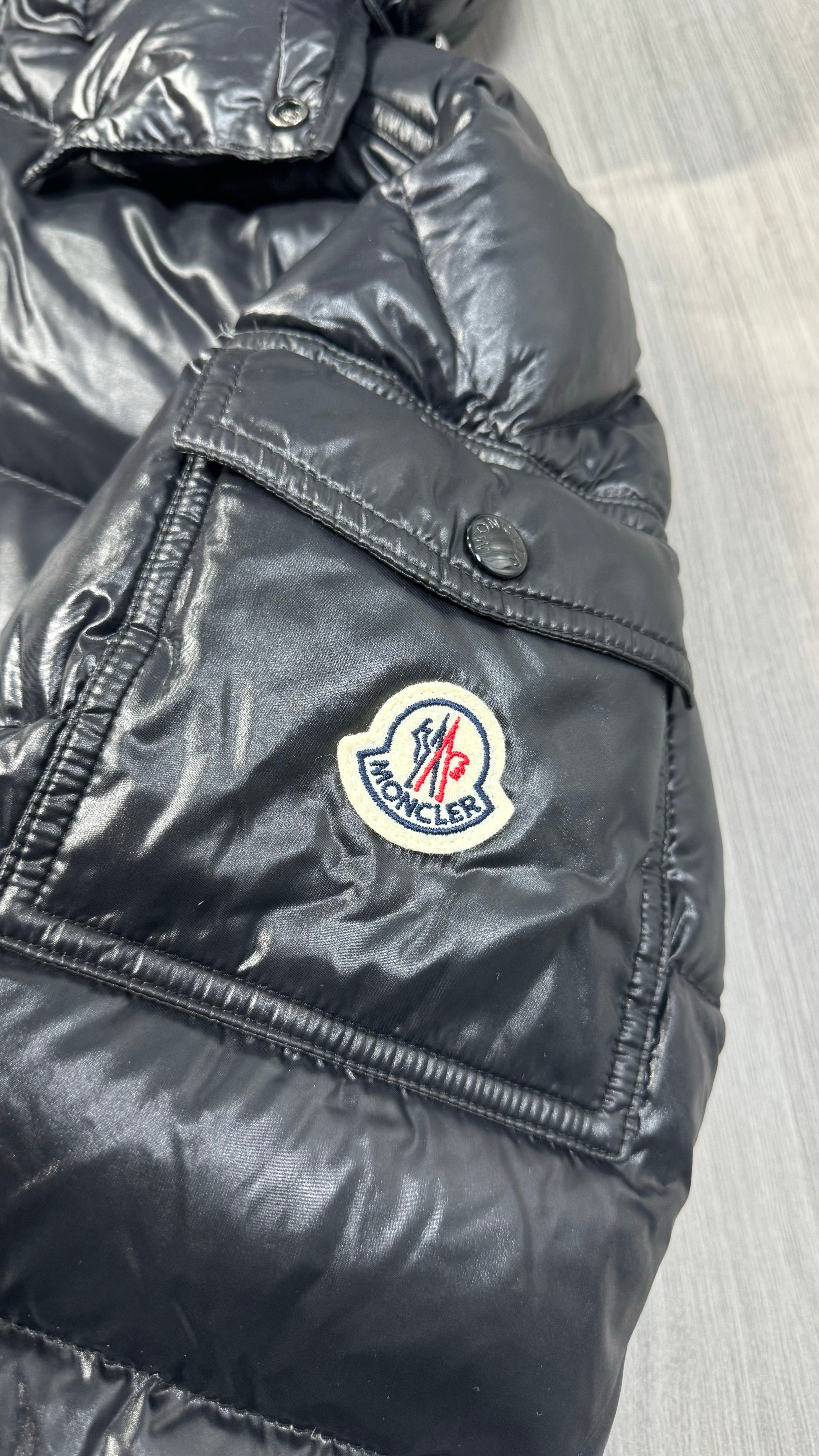 Moncler Black Maya