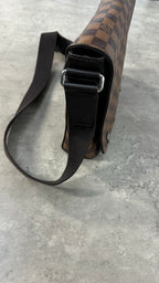 Louis Vuitton Brown Damier PM messenger bag￼