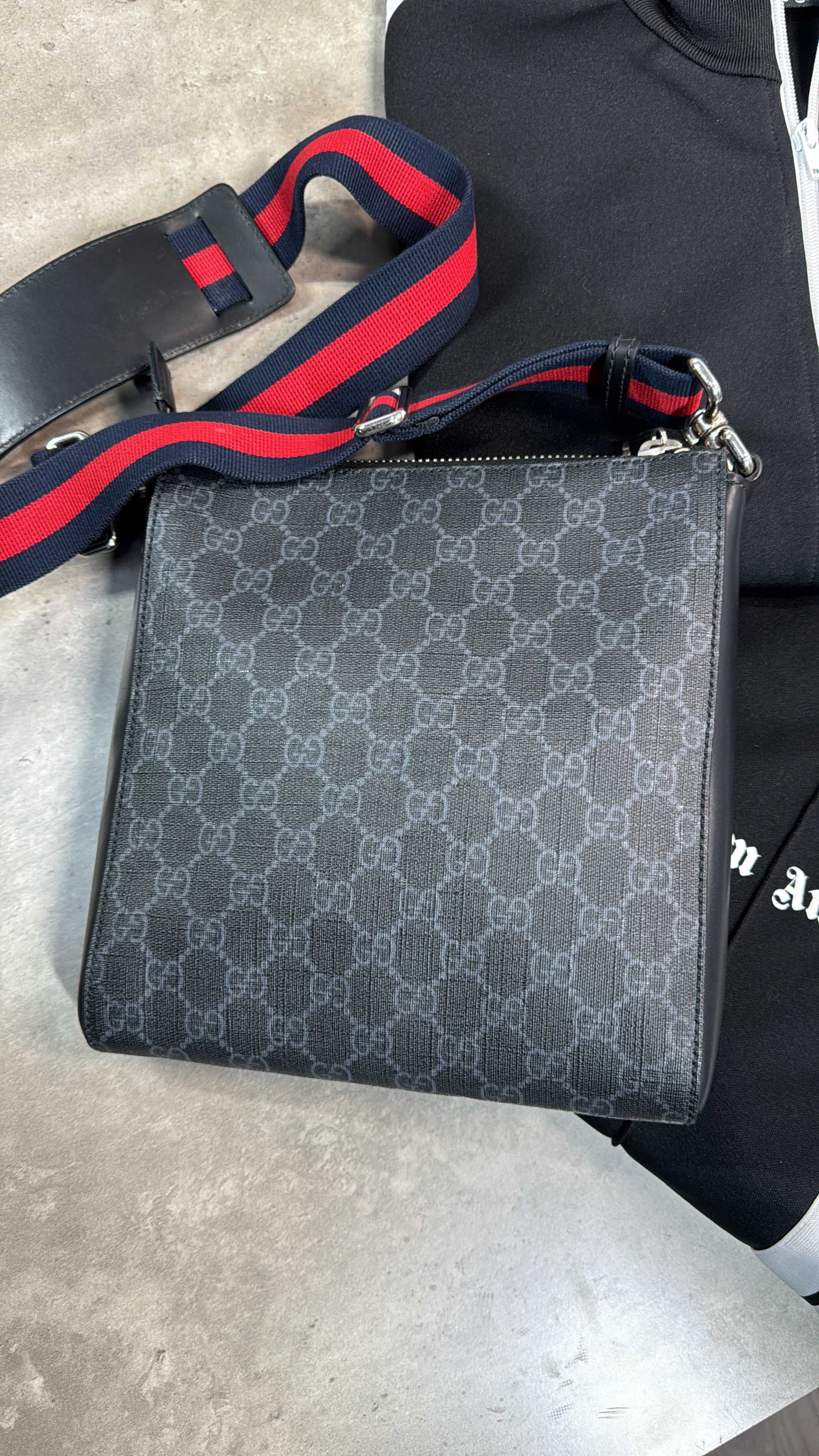 Gucci Supreme Messenger Bag