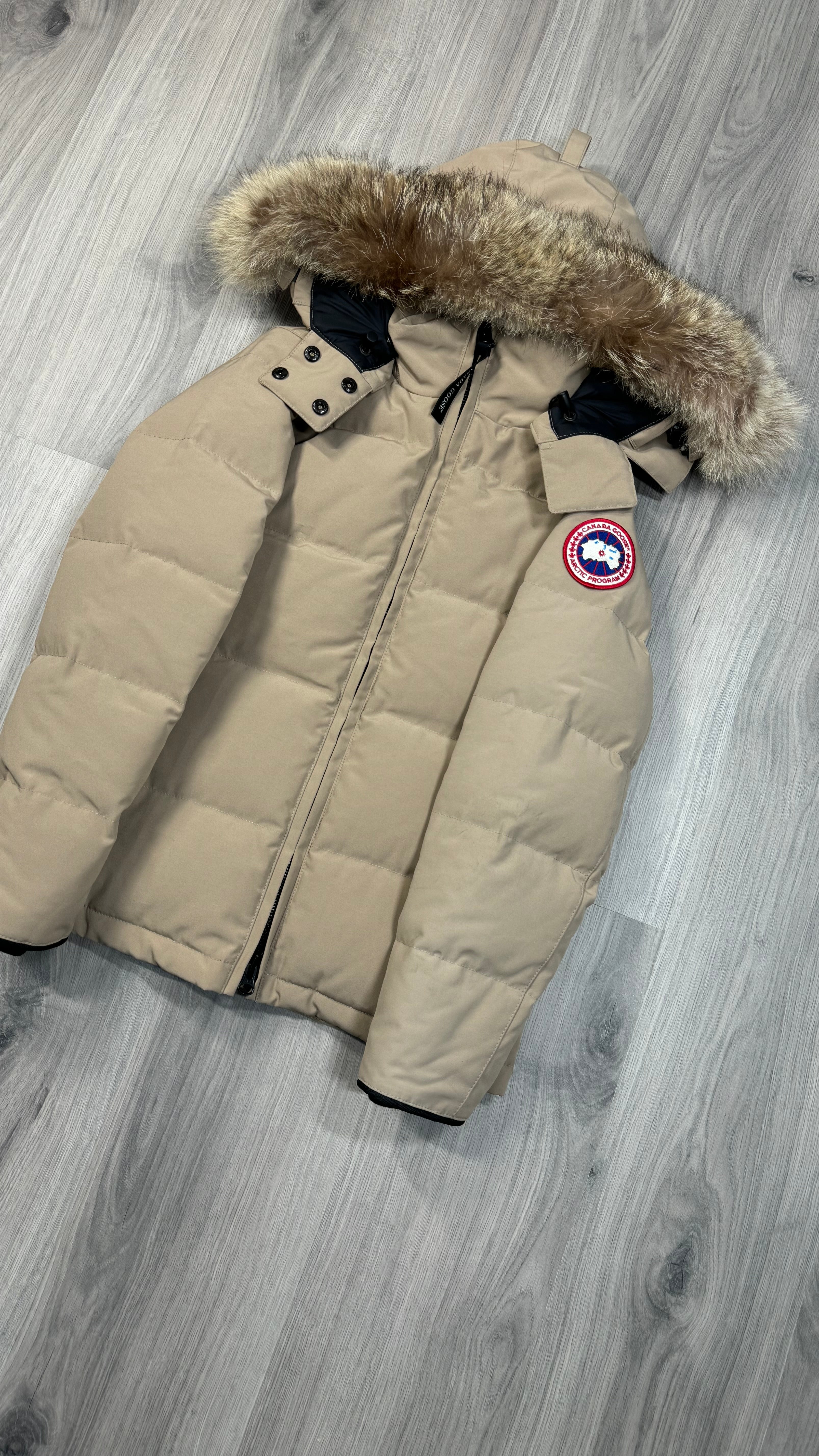 Canada Goose Women’s Tan Chelsea Parka