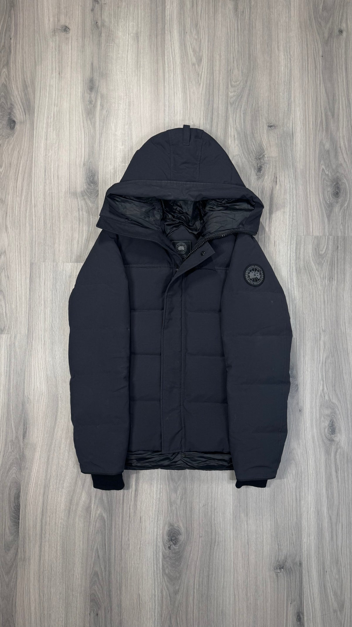 Canada Goose Marine Navy Black Badge MacMillan
