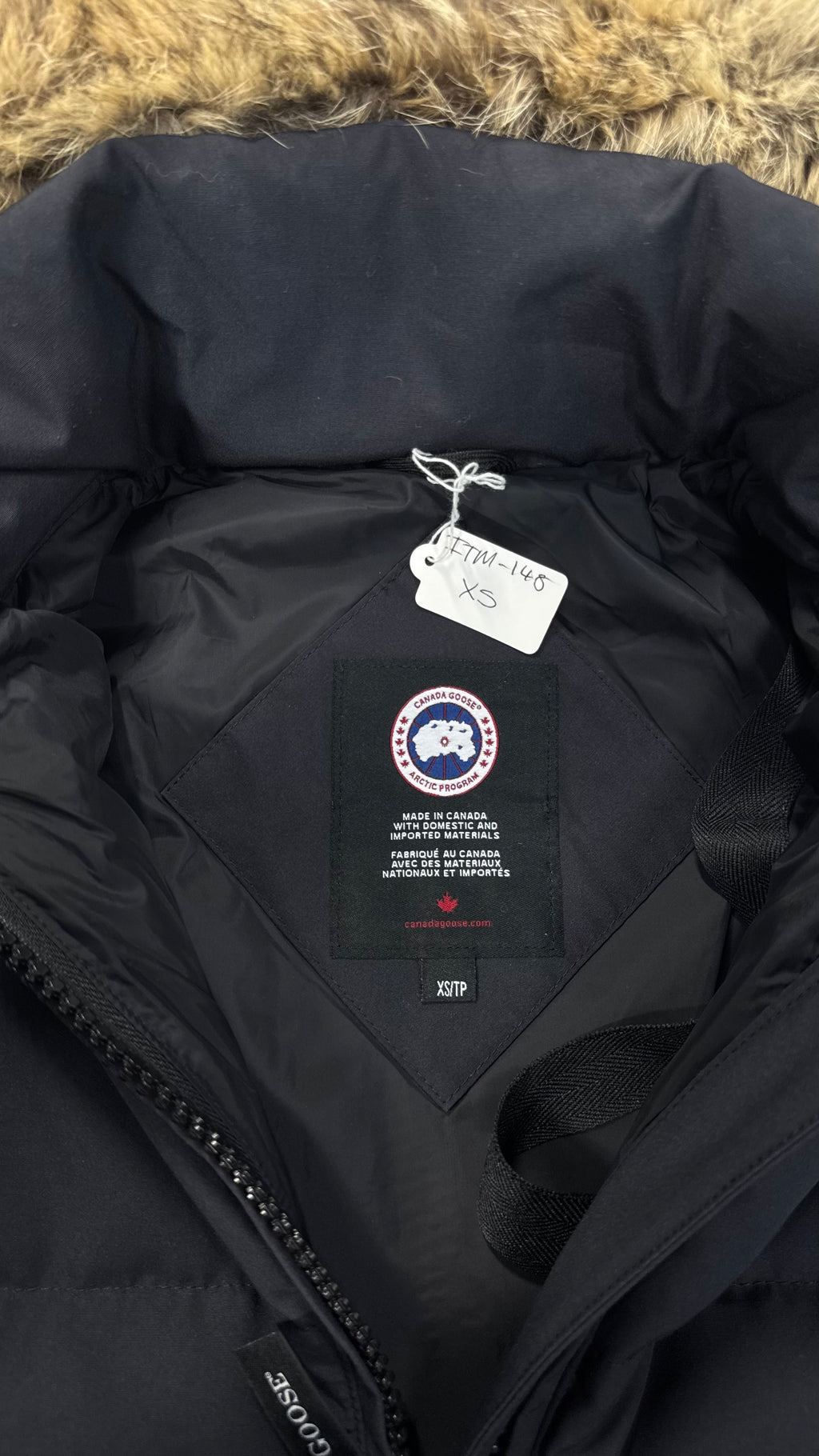 Canada Goose Women’s Marine Navy Chelsea Parka