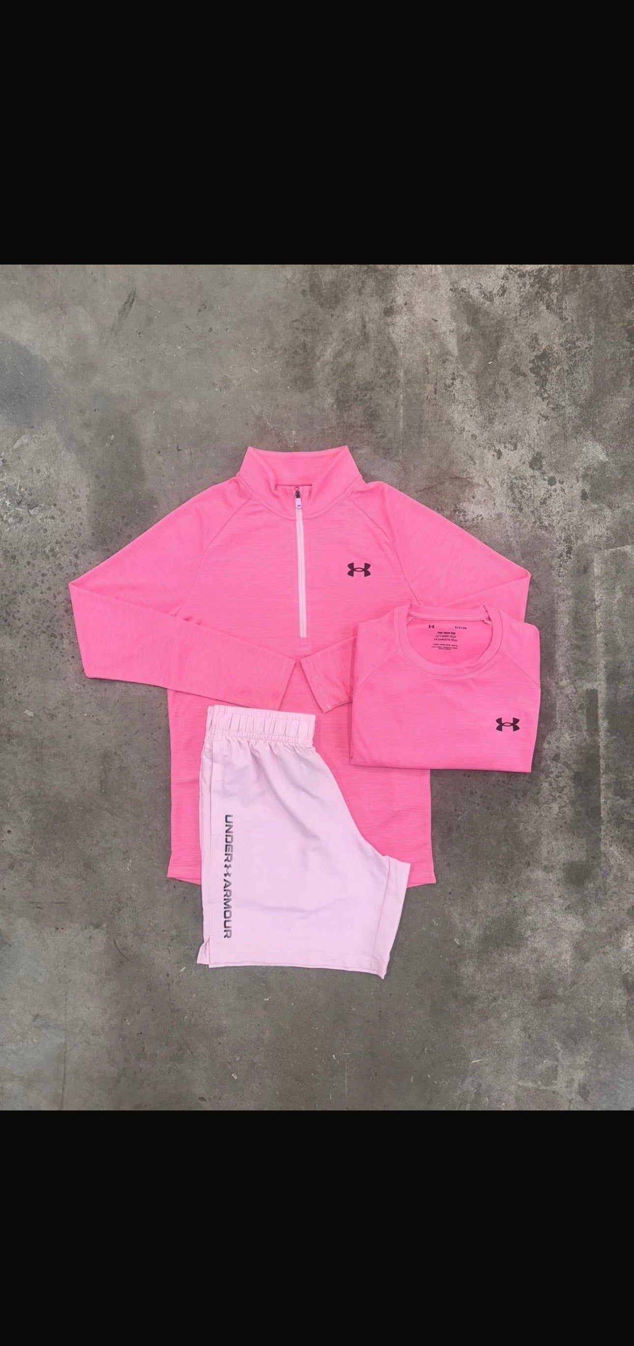 Under pink Trio Set Shorts / Quarter zip / T-shirt
