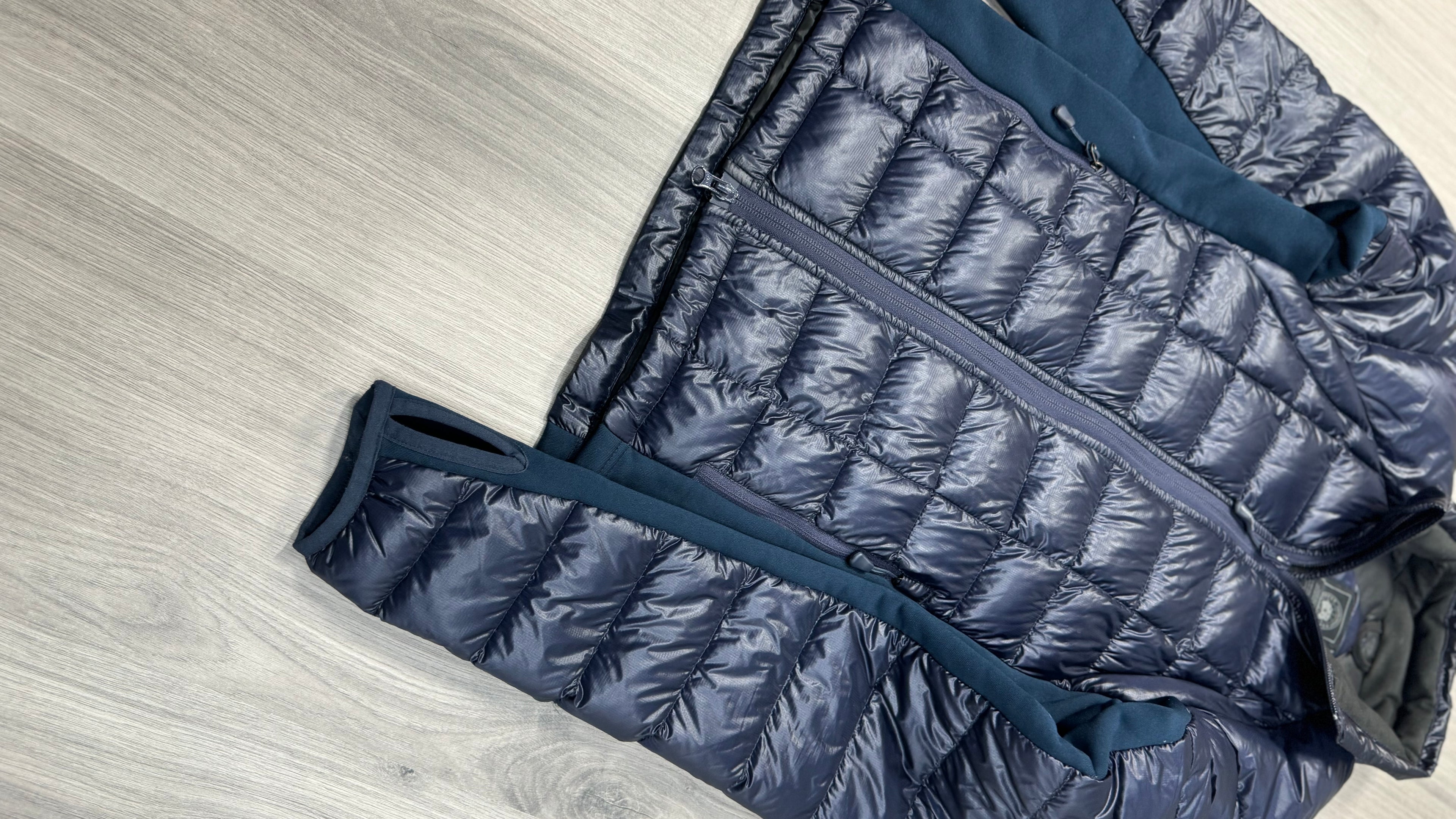 Canada Goose Black Badge Admiral Navy Hybridge Lite Jacket