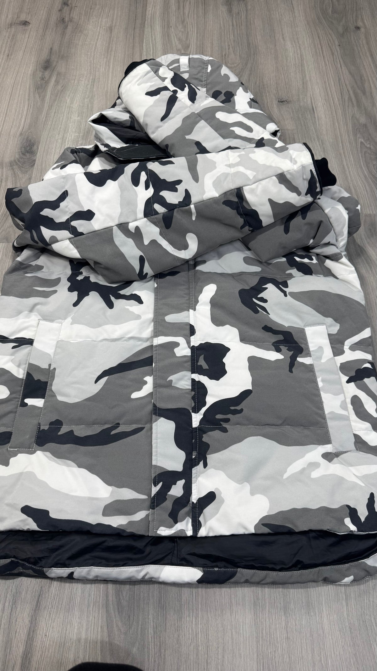 Canada Goose Black Badge Snow Camo MacMillan