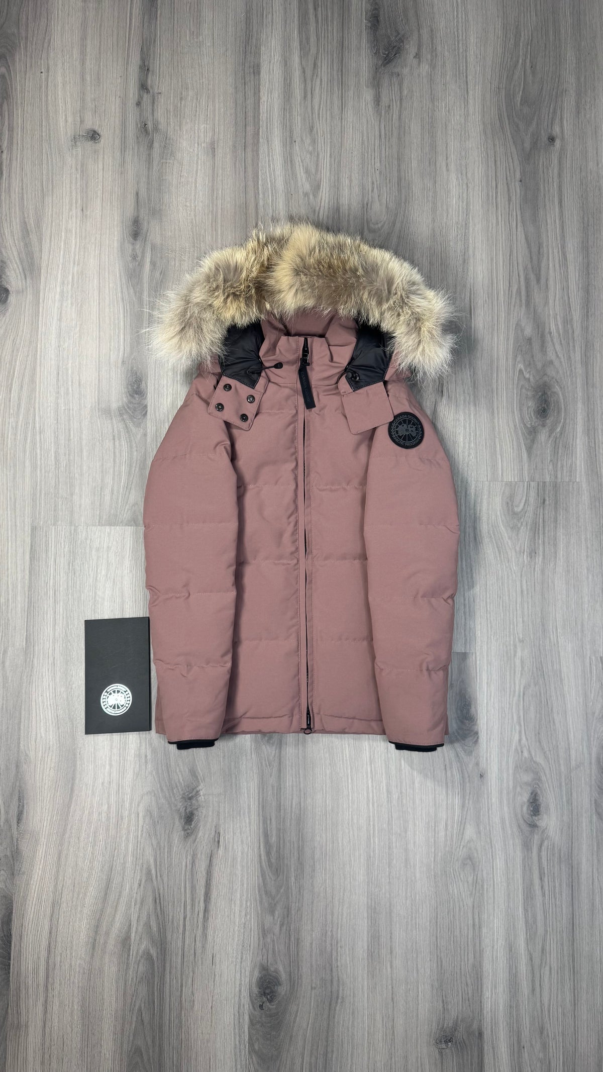 Canada Goose Women’s Twilight Mauve Black Badge Chelsea Parka
