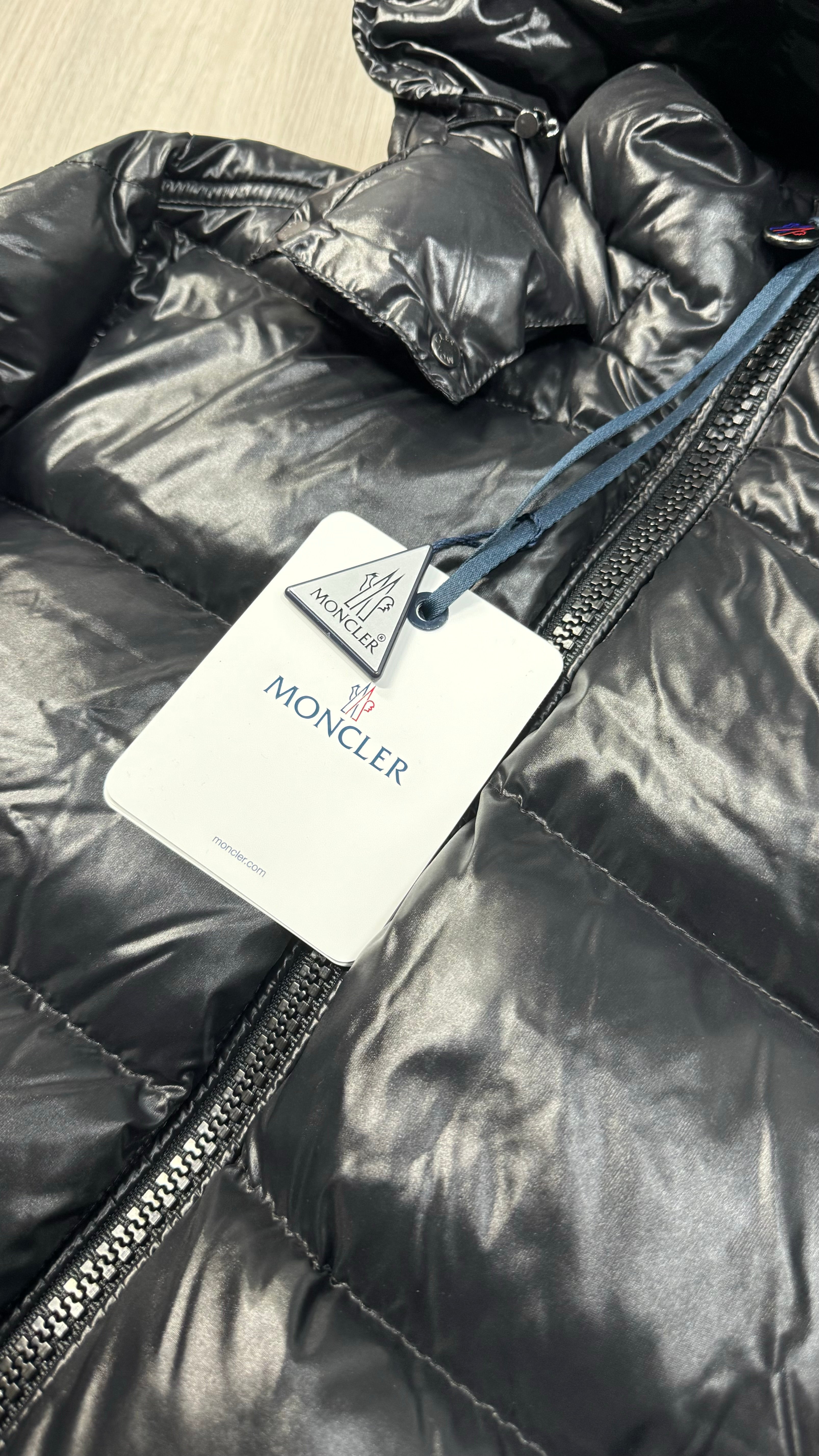 Moncler Black Maya