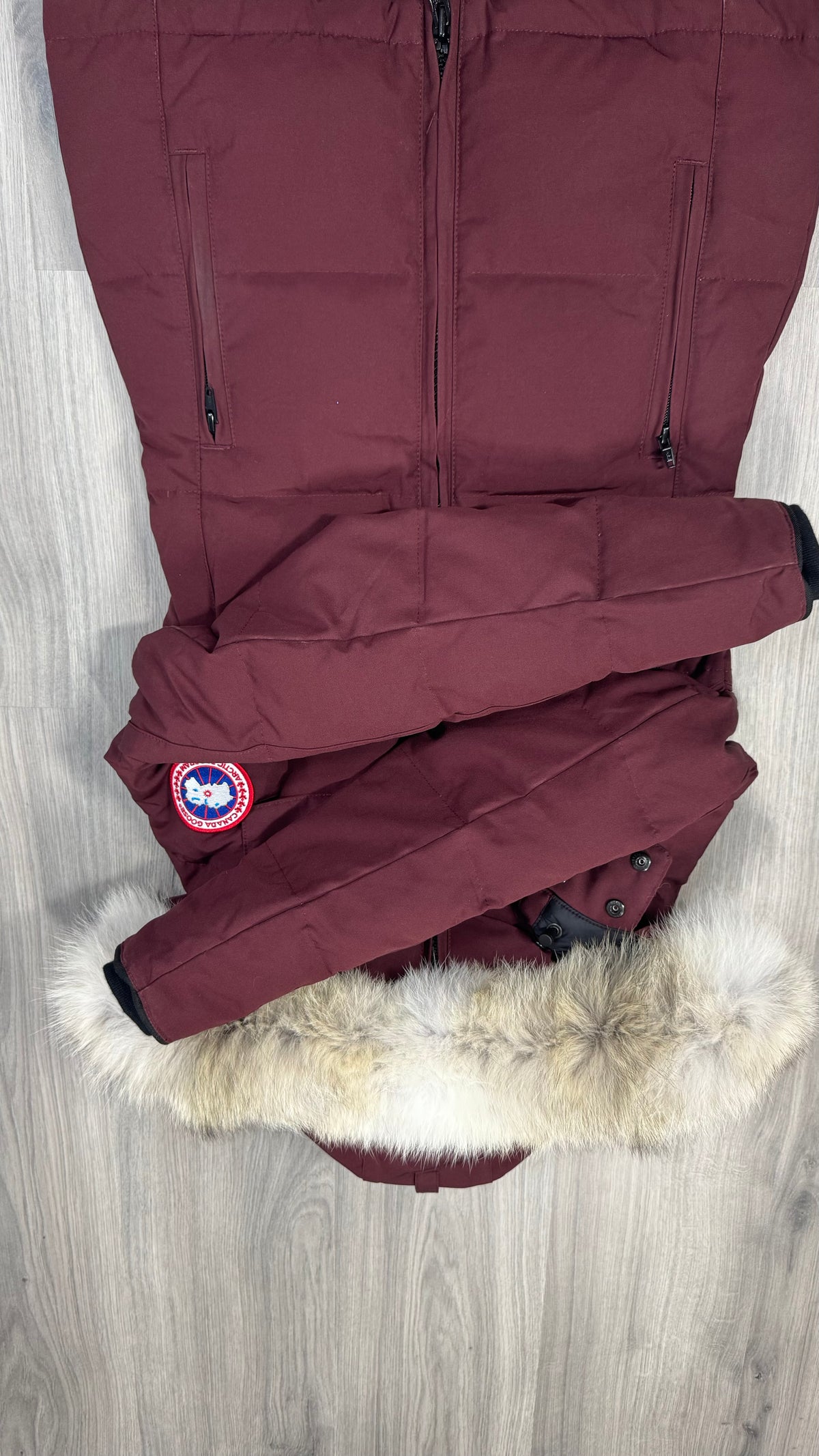 Canada Goose Women’s Plum / burgundy red Chelsea Parka