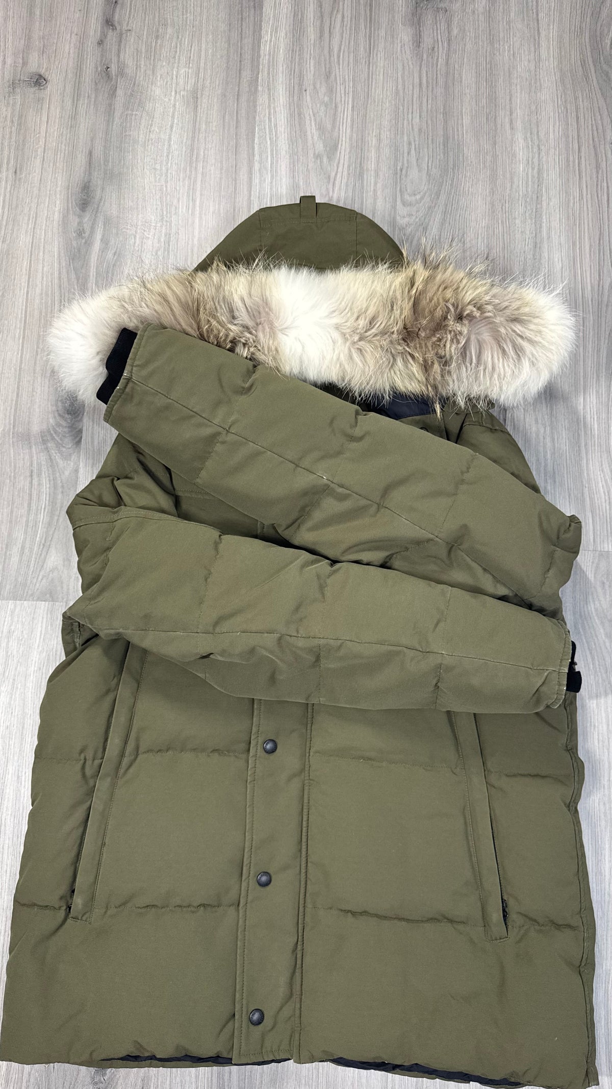Canada Goose Khaki Wyndham Parka