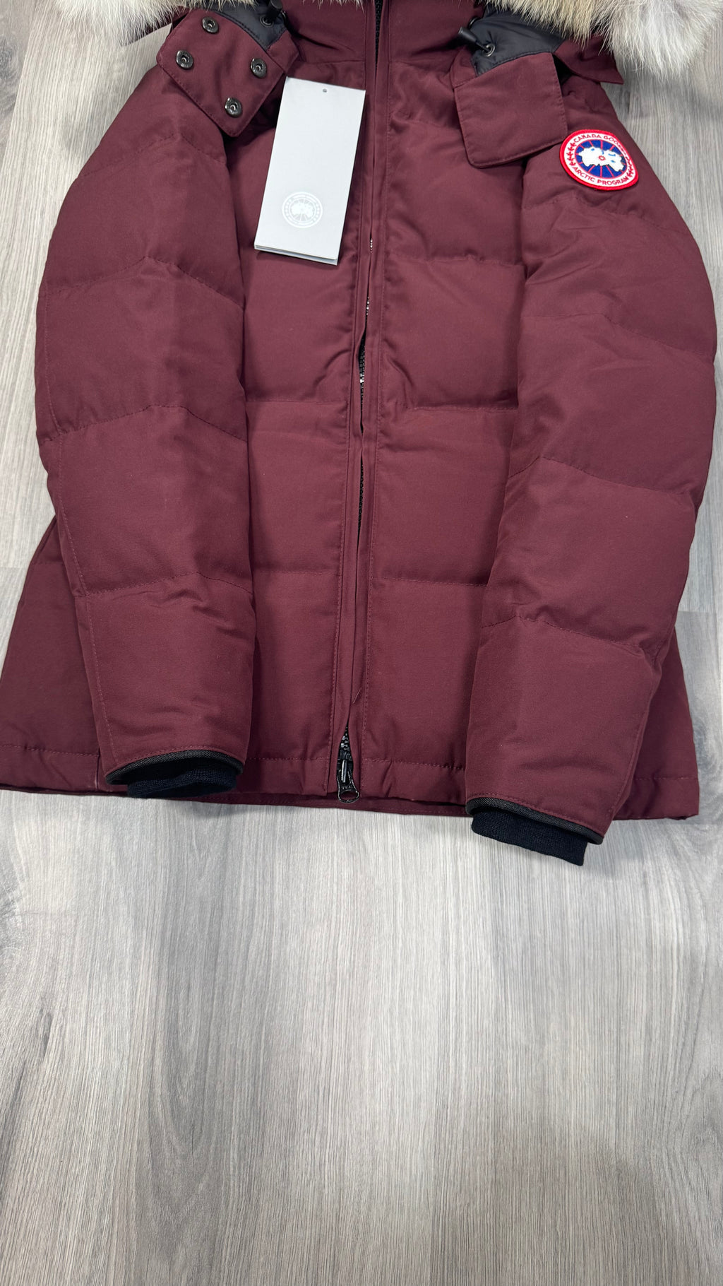 Canada Goose Women’s Plum / burgundy red Chelsea Parka