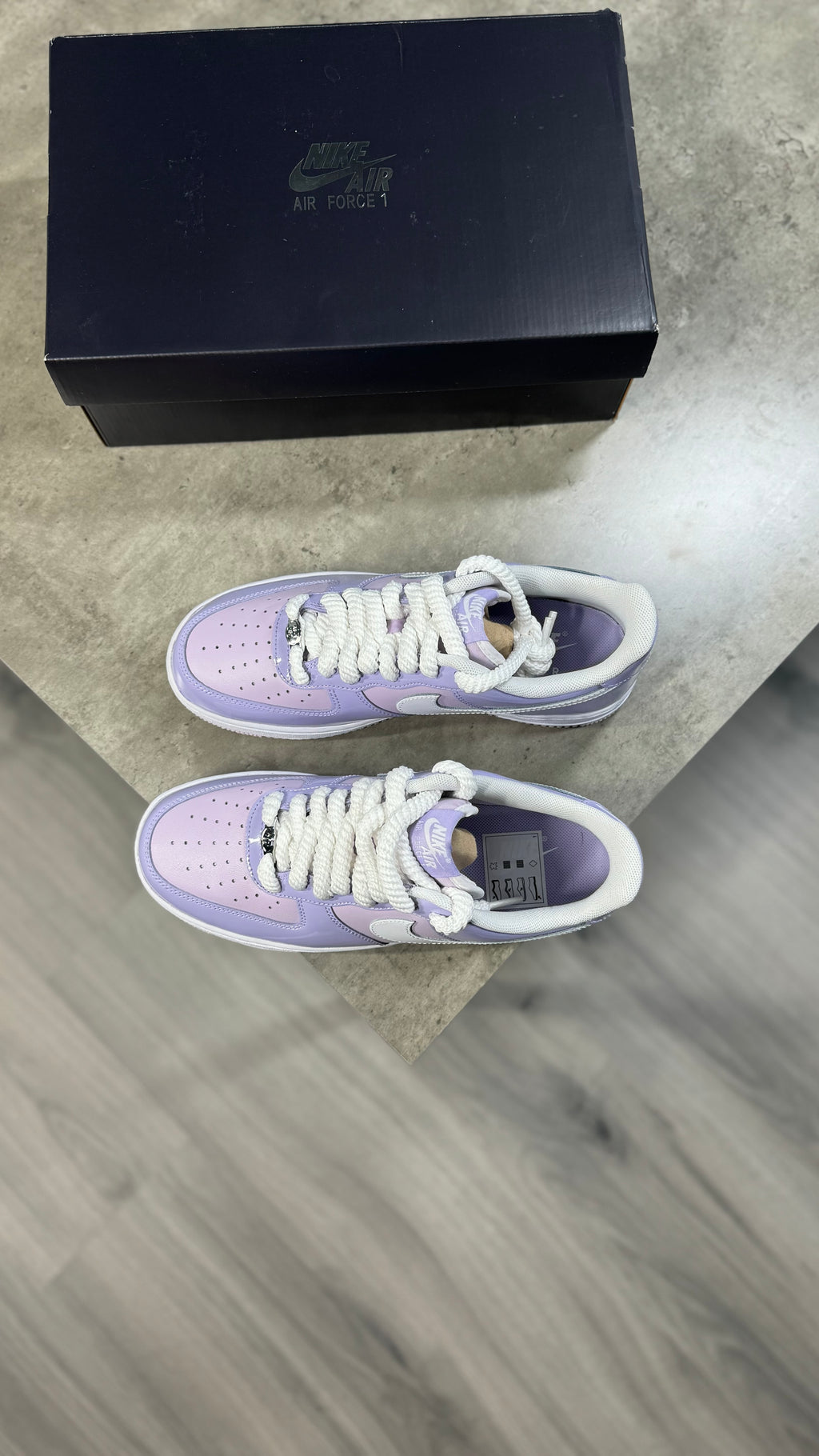 Air Force 1 LV8 Purple