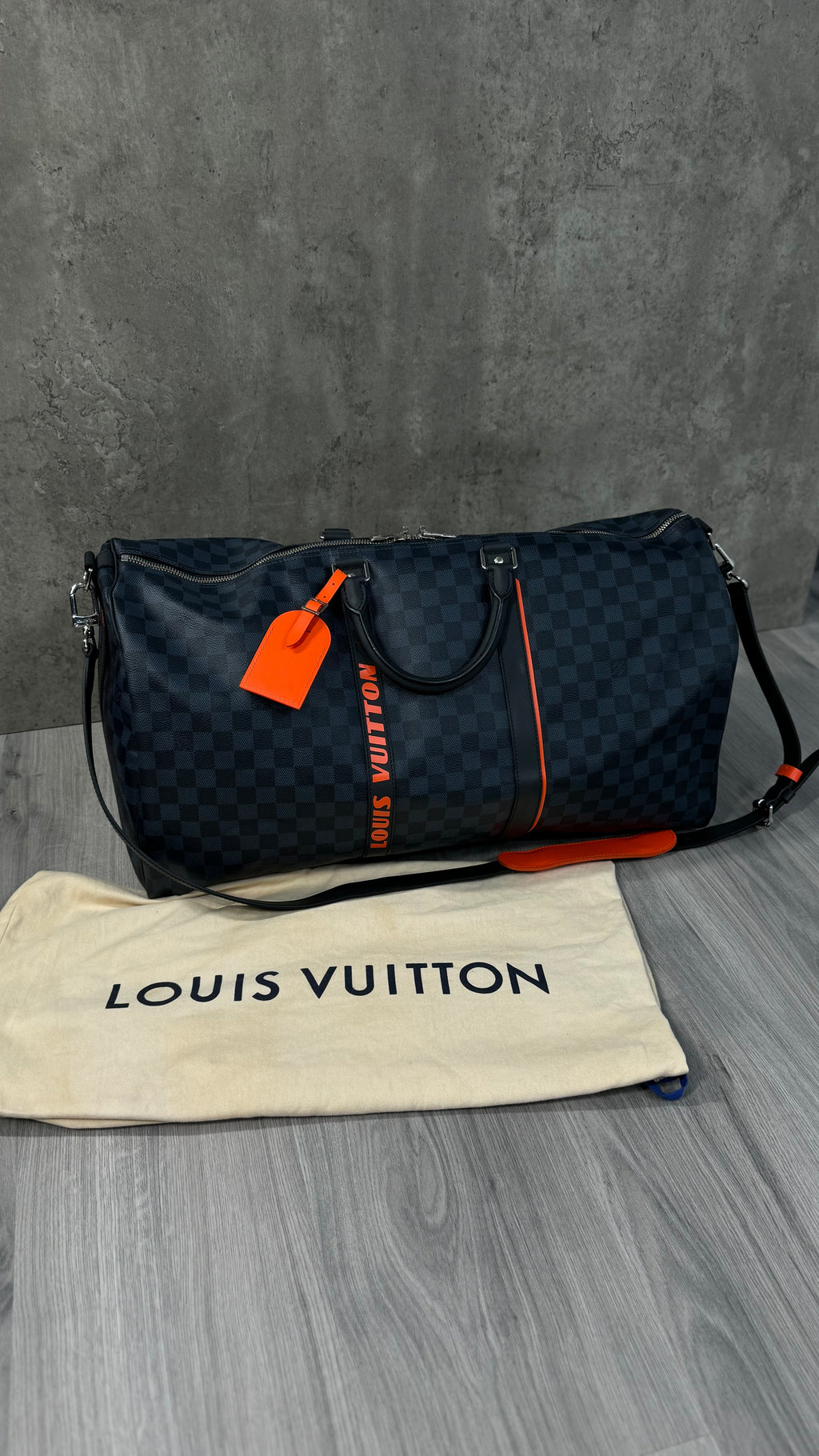 Louis Vuitton Damier Cobalt Race Keepall Bandoulière 55
