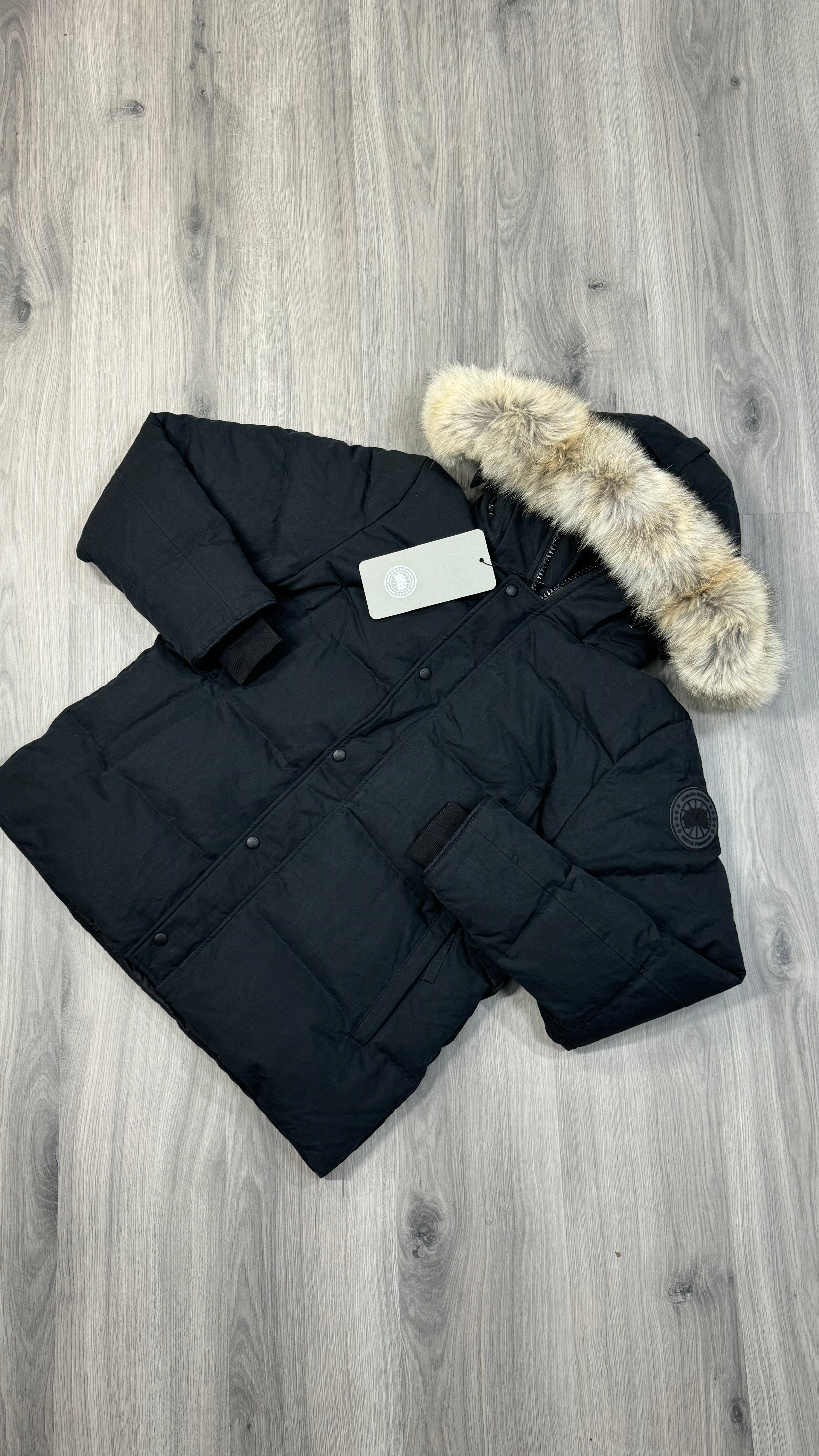 Canada Gooss Black Badge Wyndham Heritage Parka