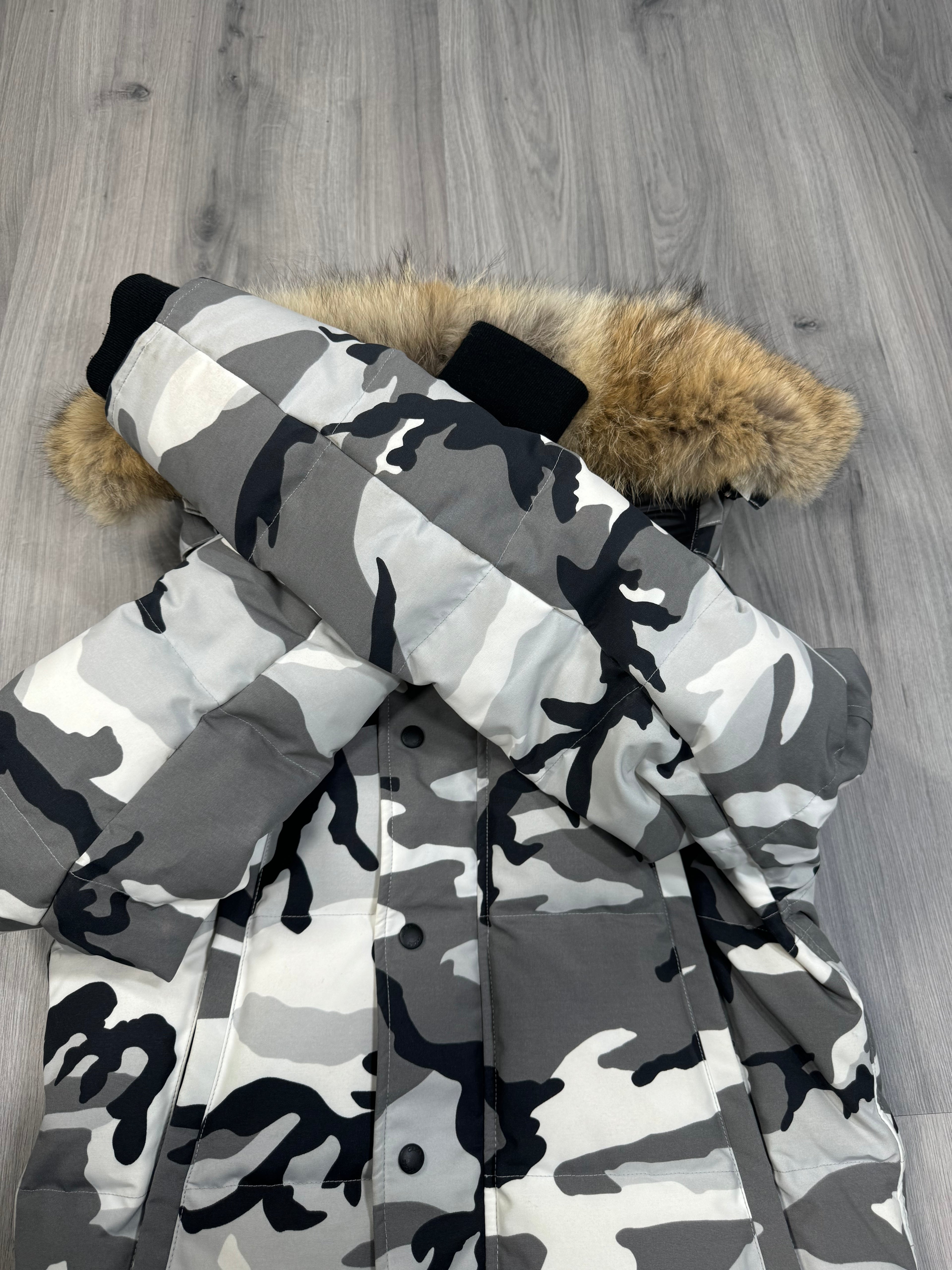 Canada Goose Snow Camo Wyndham Parka