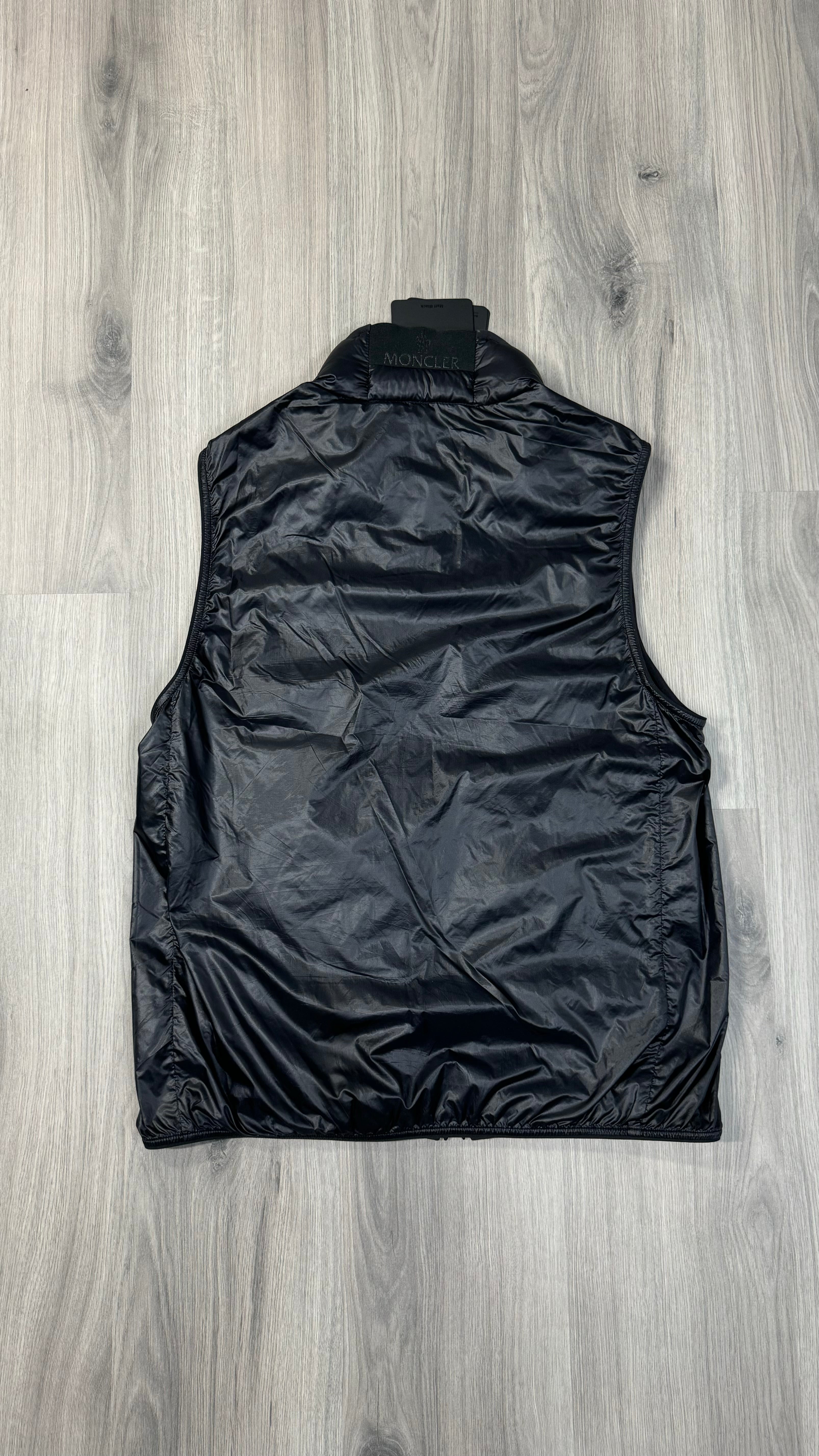 Moncler Black Badge Lautaret down gilet