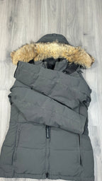 Canada Goose Women’s Graphite Grey Chelsea Parka