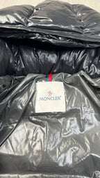 Moncler Black Maya