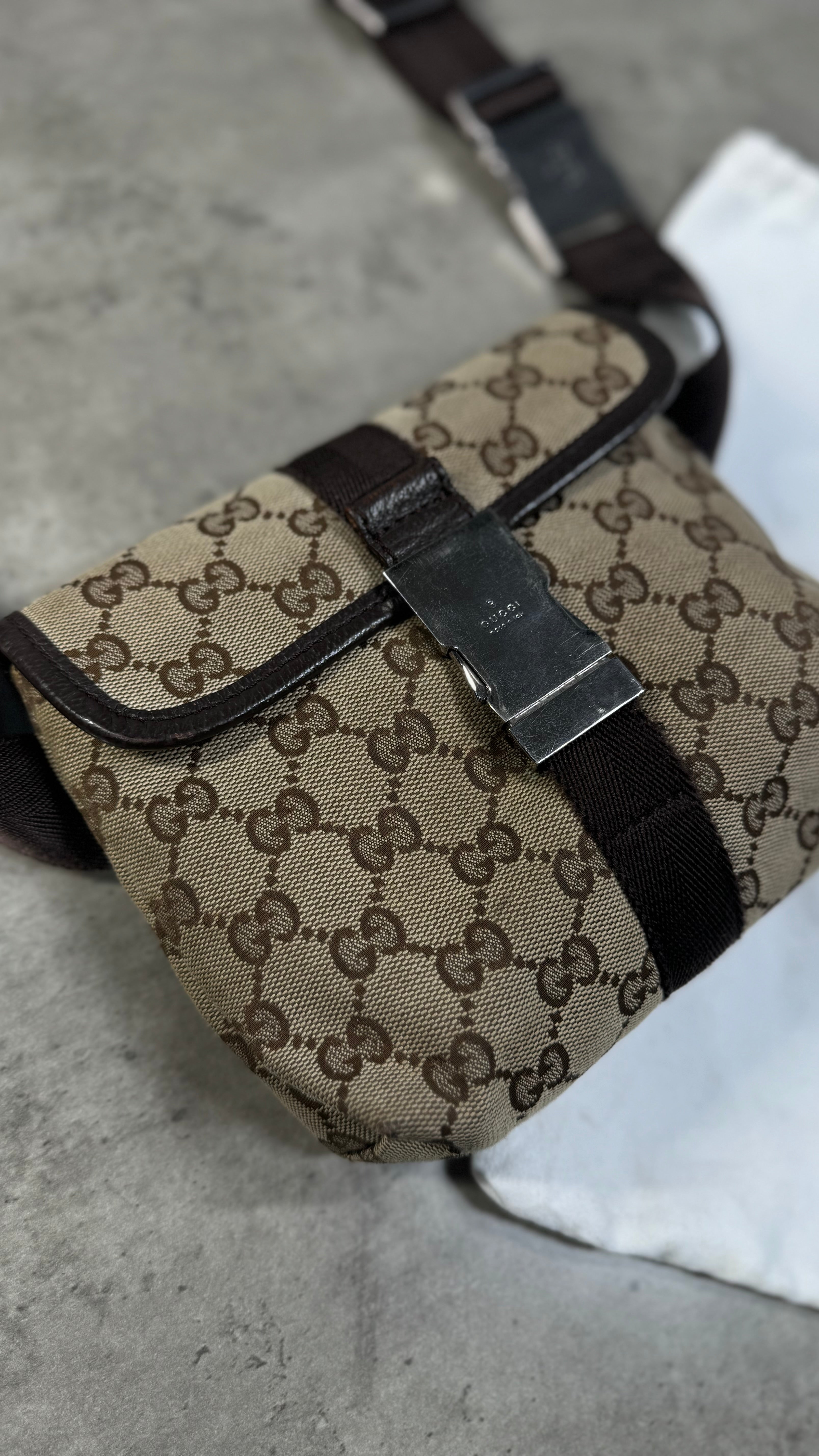 Gucci canvas belt bag