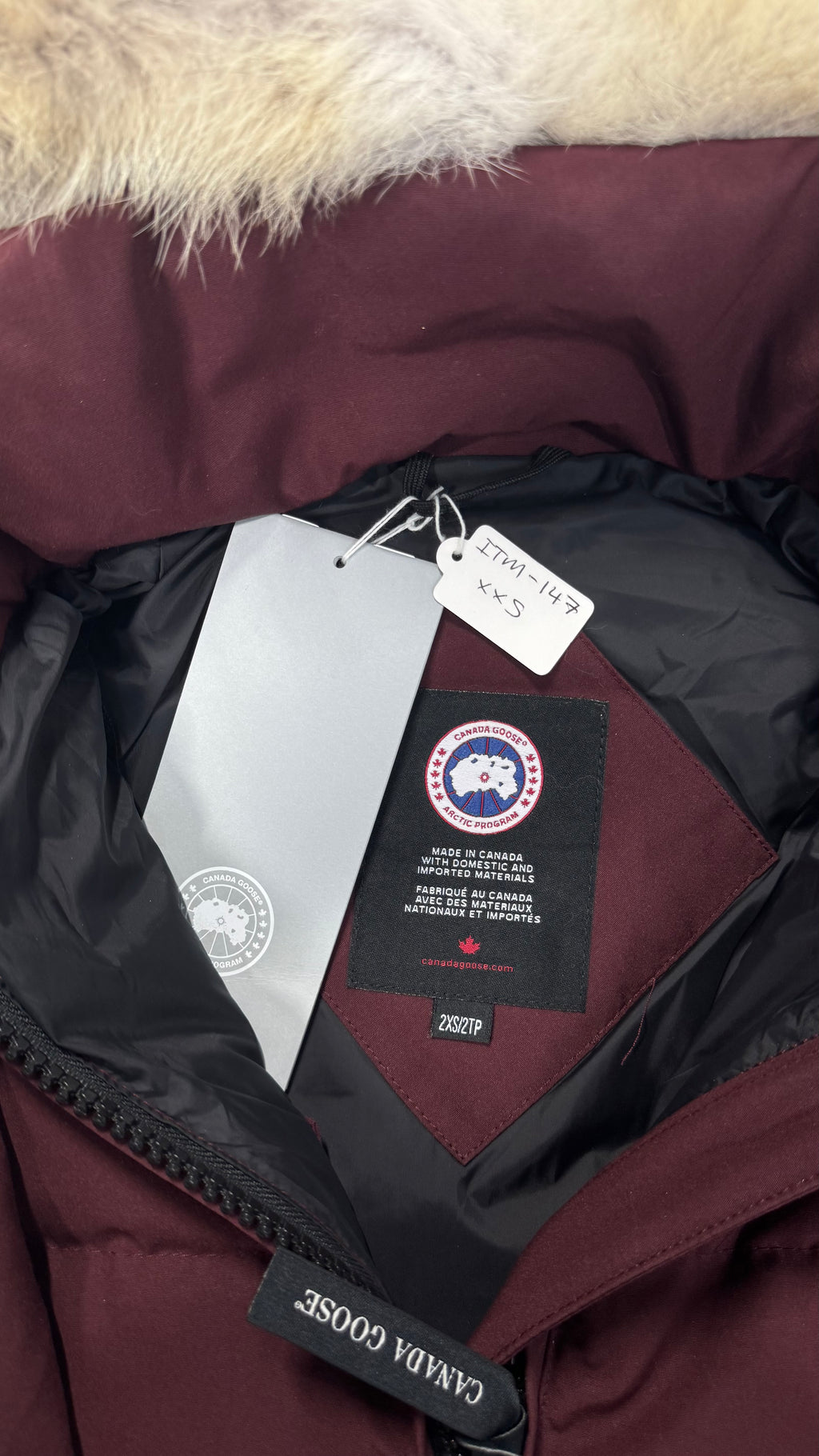 Canada Goose Women’s Plum / burgundy red Chelsea Parka