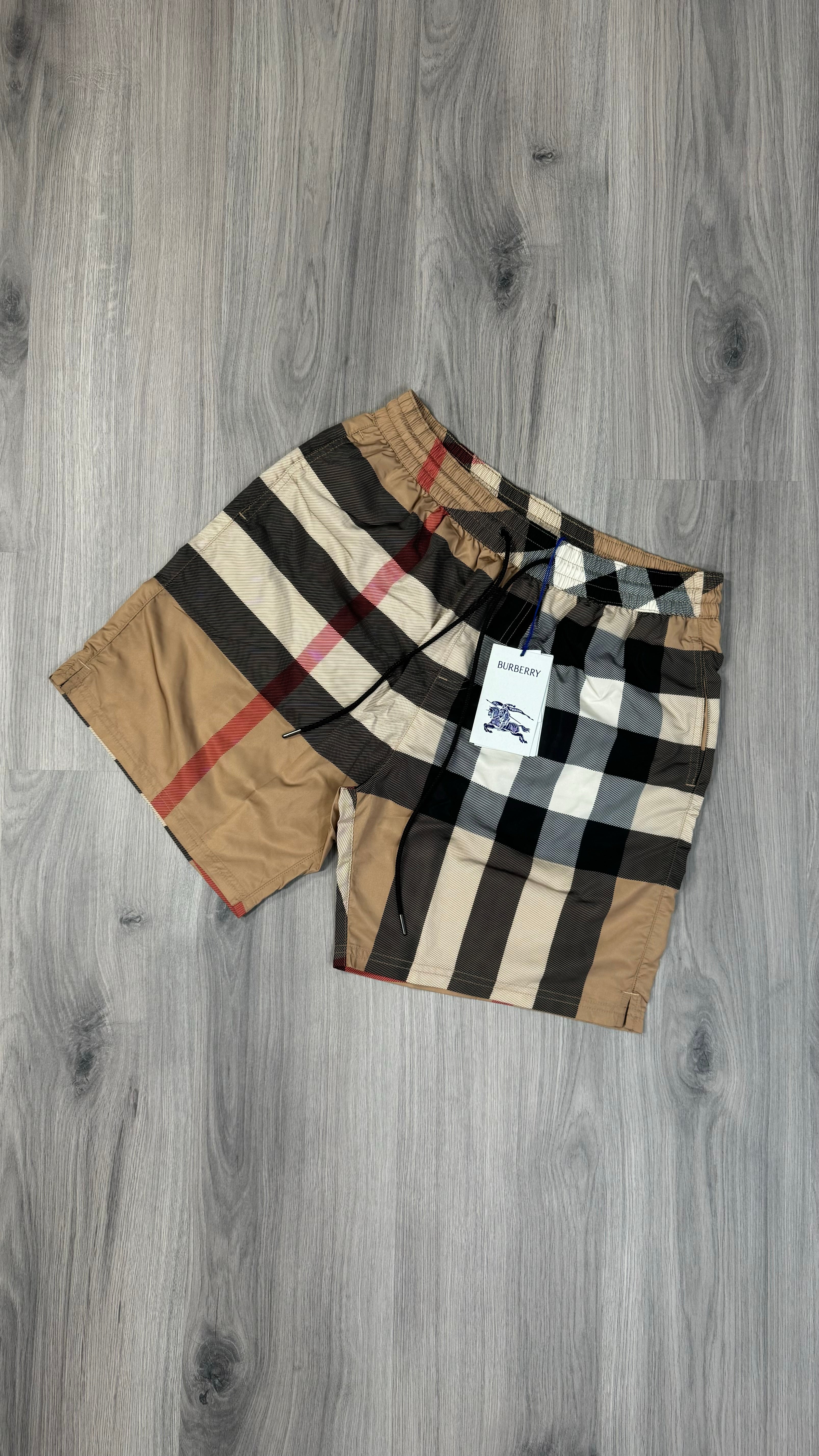 Burberry Beige Swim shorts