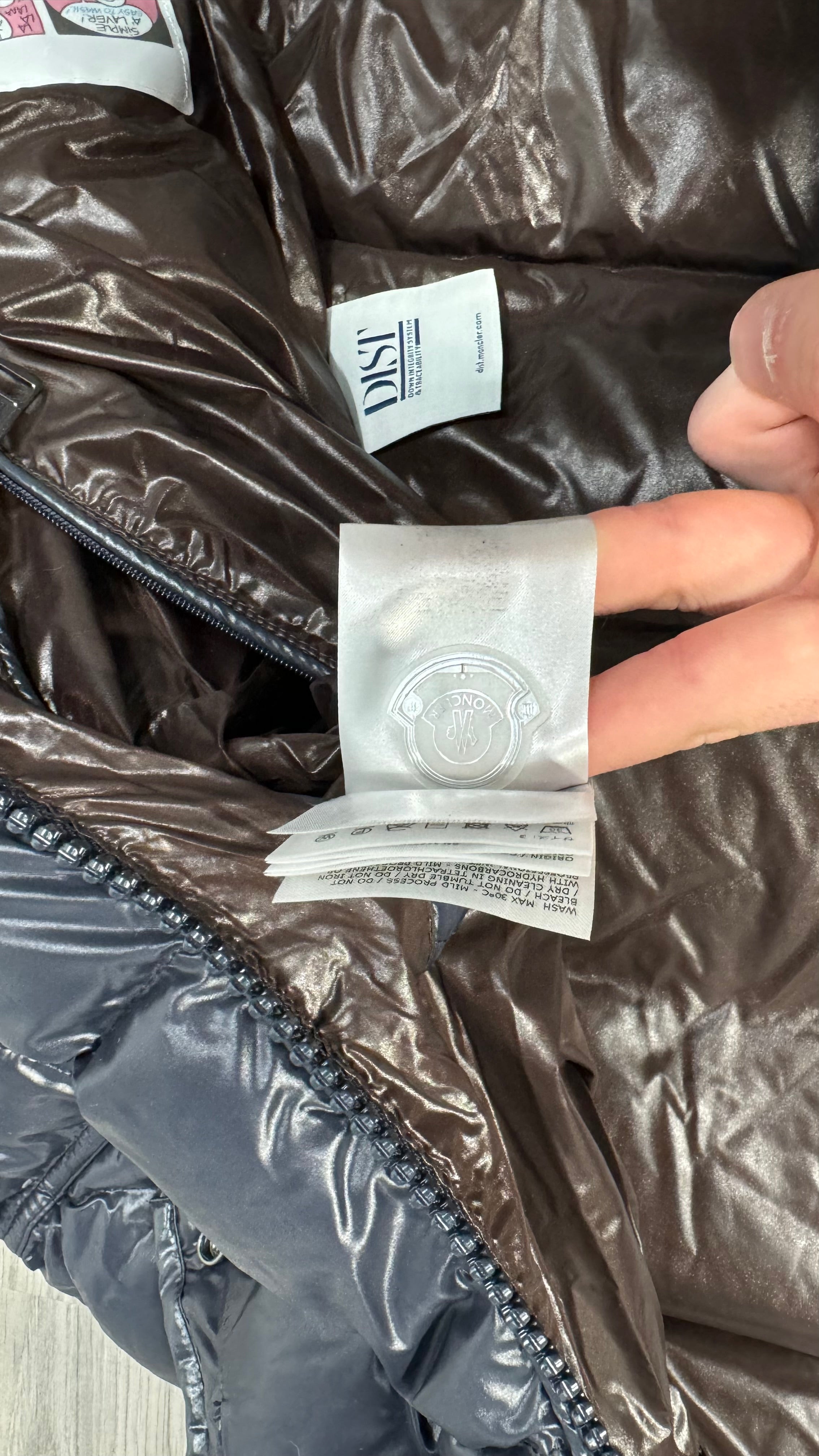 Moncler Navy Maya
