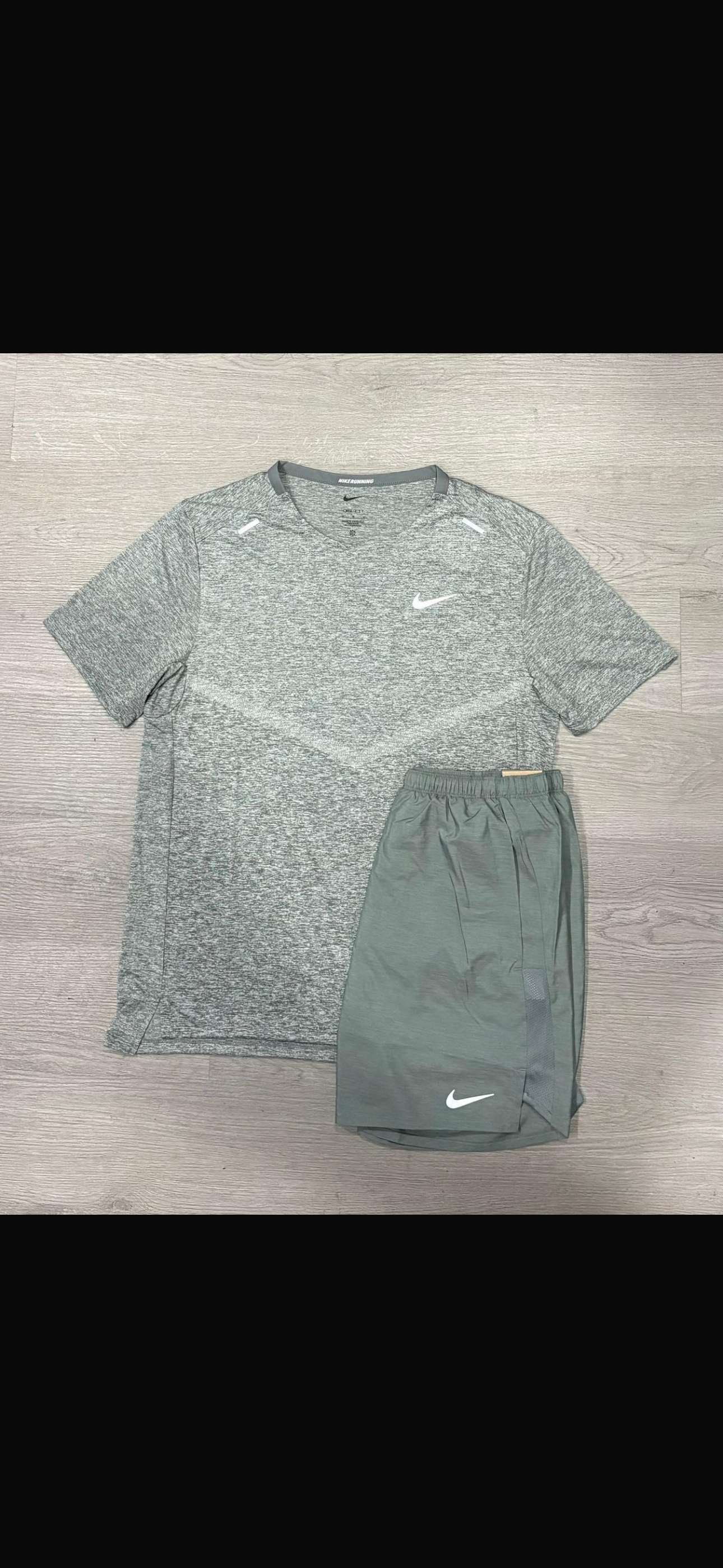 Nike Grey Rise 365 T-shirt and Shorts set