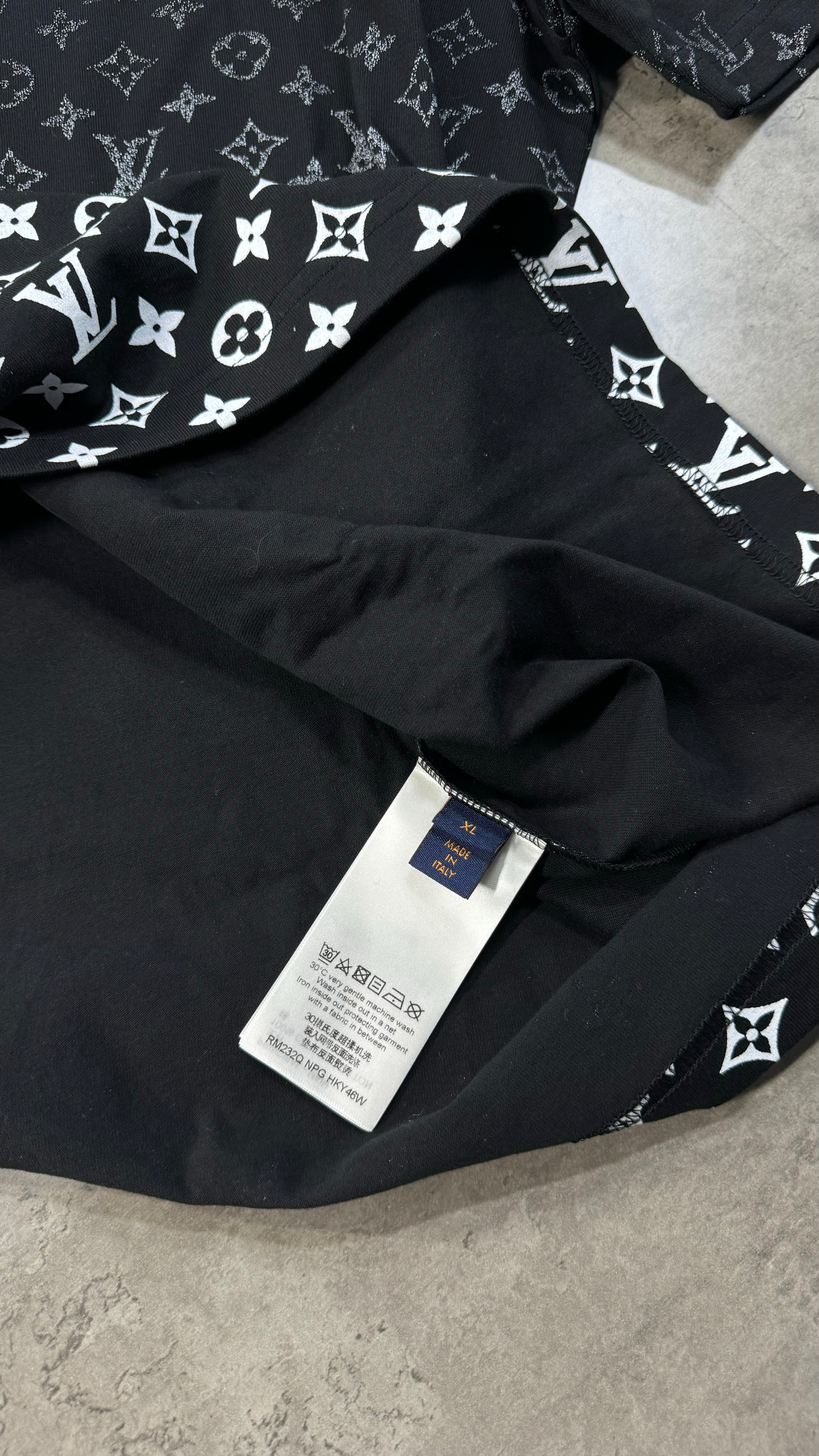 Louis Vuitton Black Gradient T-shirt