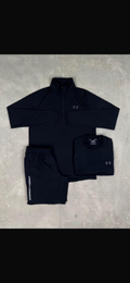 Under Black Trio Set Shorts / Quarter zip / T-shirt