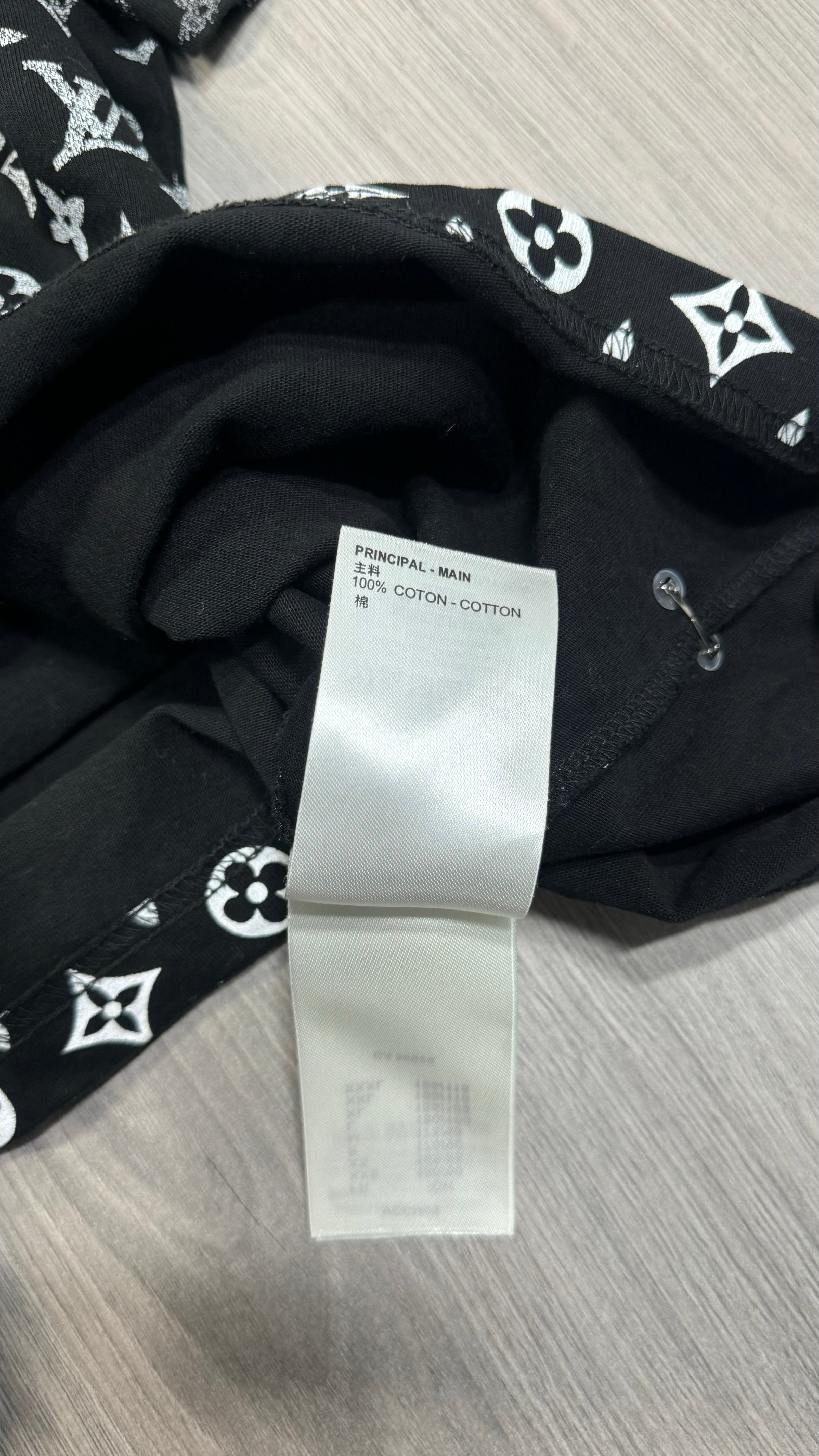 Louis Vuitton Black Gradient T-shirt
