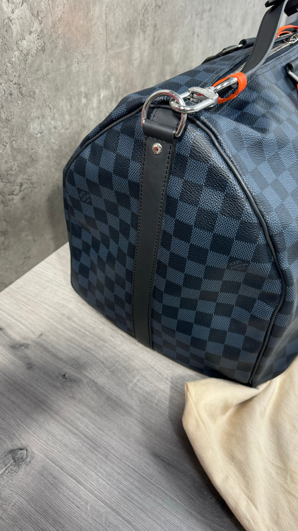 Louis Vuitton Damier Cobalt Race Keepall Bandoulière 55