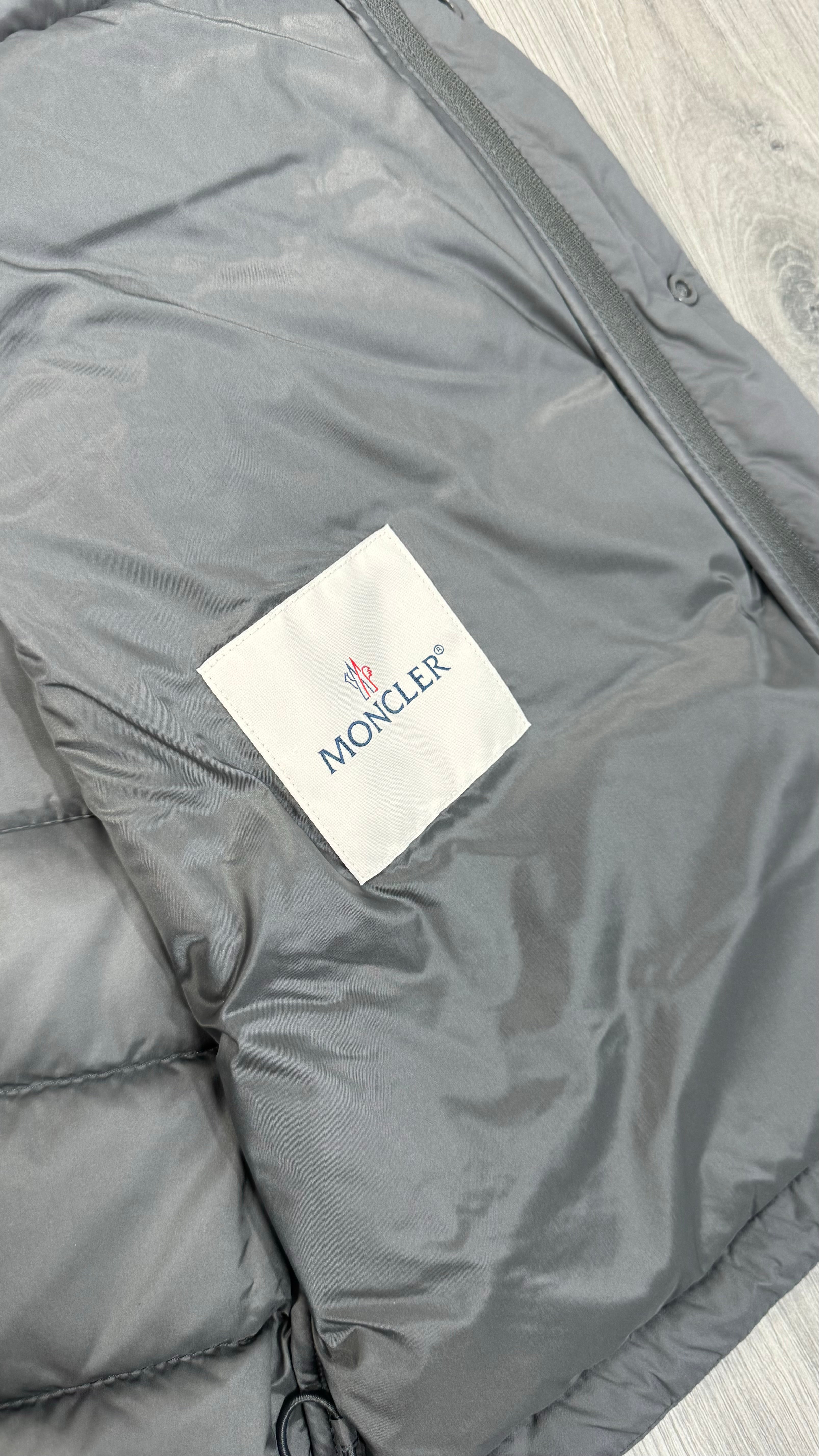 Moncler Barthe Grey Short Down Gilet