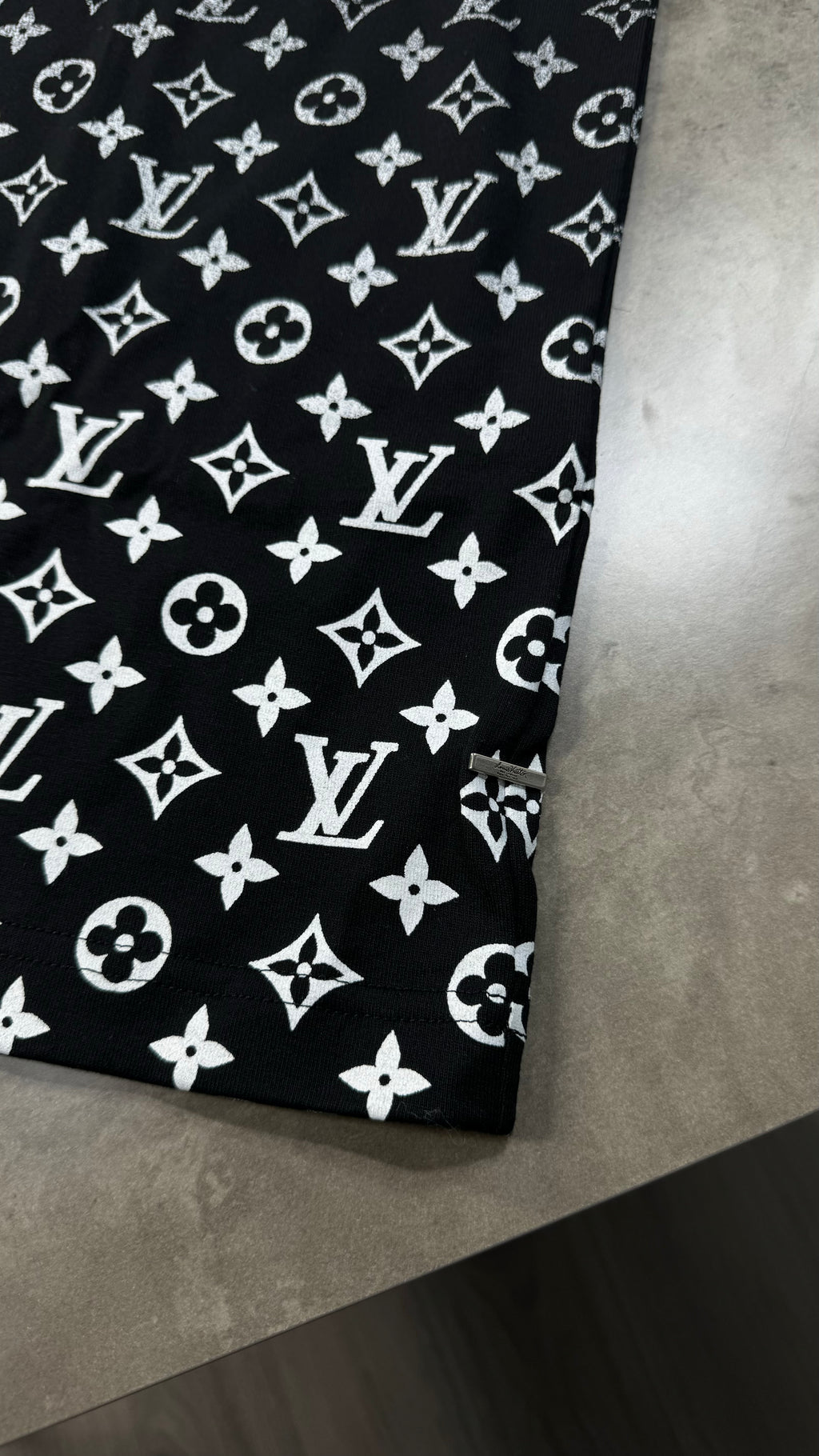 Louis Vuitton Black Gradient T-shirt