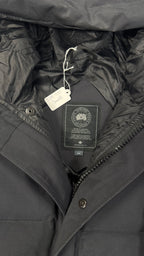 Canada Goose Marine Navy Black Badge MacMillan