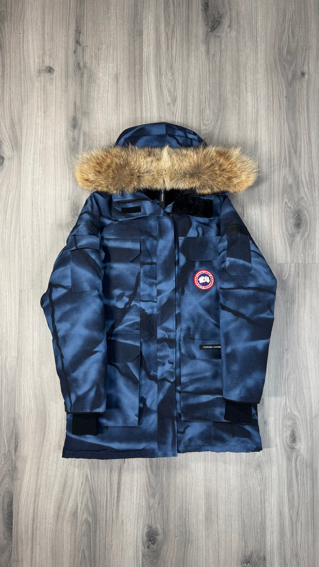 Canada Goose Women’s Expedition Abstract Camo Parka