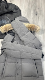 Canada Goose Coastal Grey Black Badge Wyndham Parka