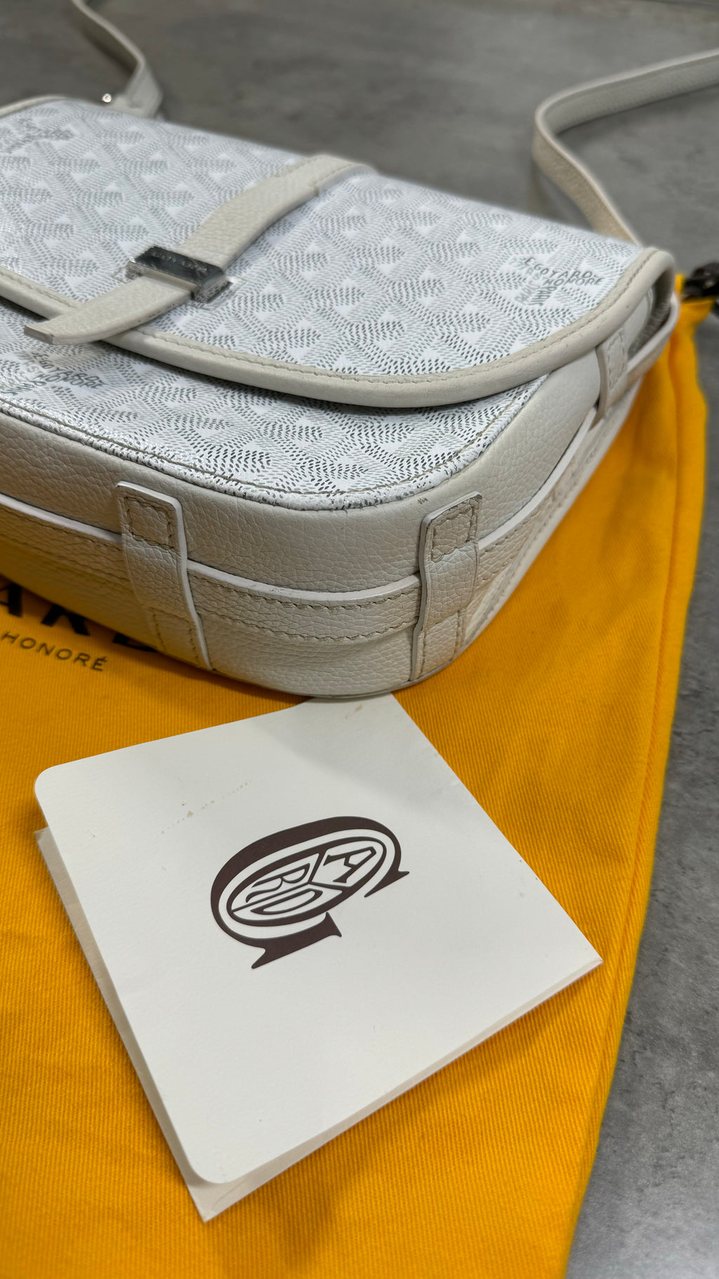 Goyard Belvedere PM Messenger Bag In White With Card Holder