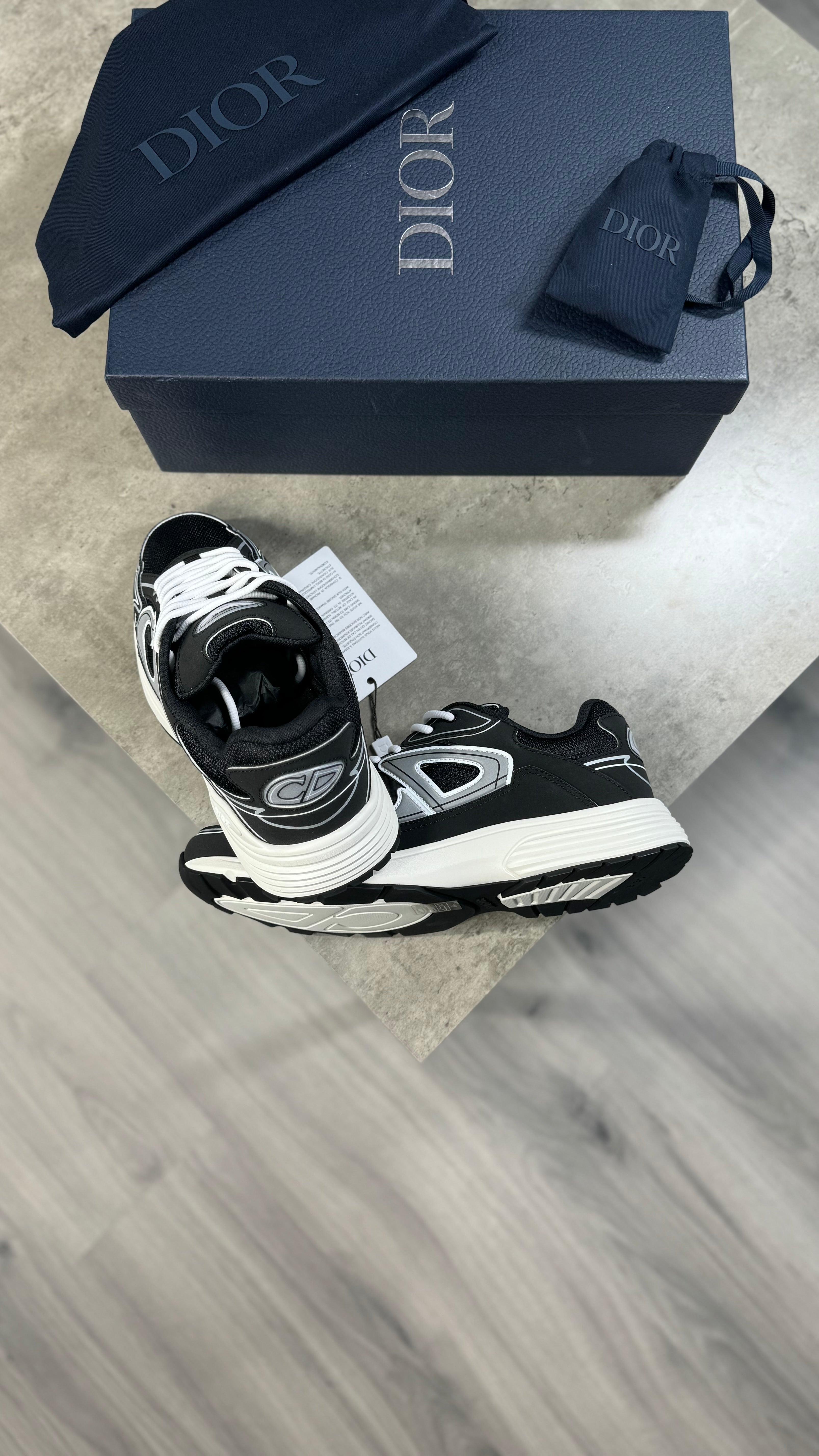 Dior B30 Black And White