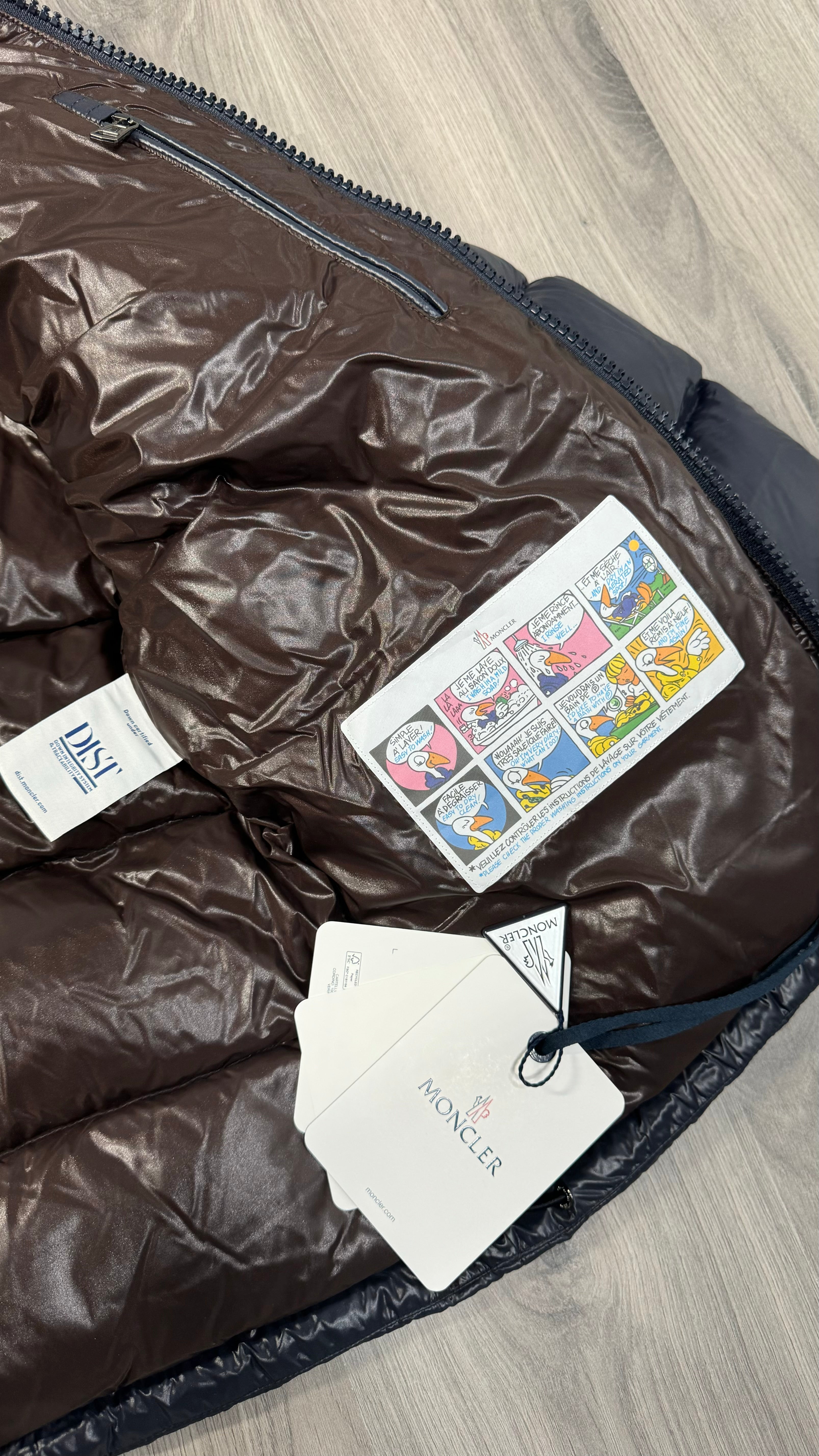 Moncler Navy Maya